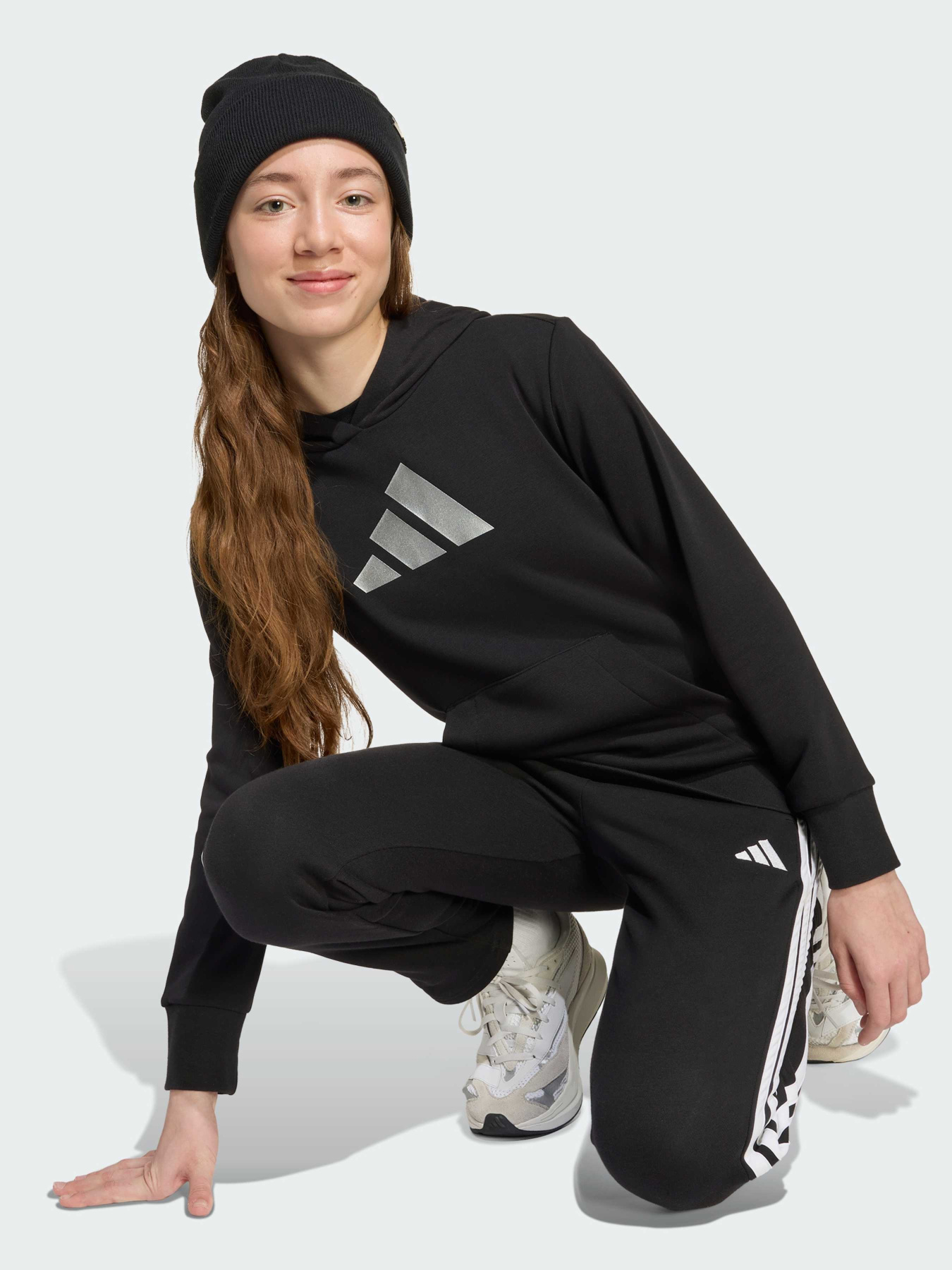 Худи и свитшоты Adidas модель JV5267 Фото