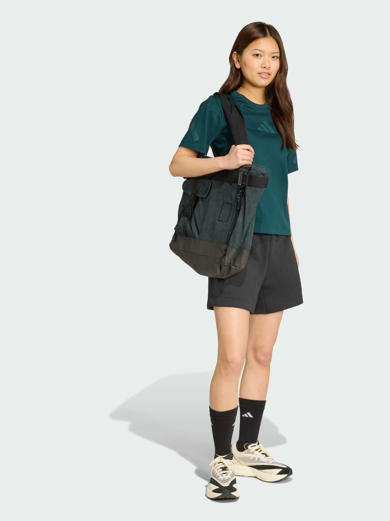 Футболки і поло Adidas ZNE модель JW7752 Футболки і поло Adidas ZNE модель JW7752 Фото