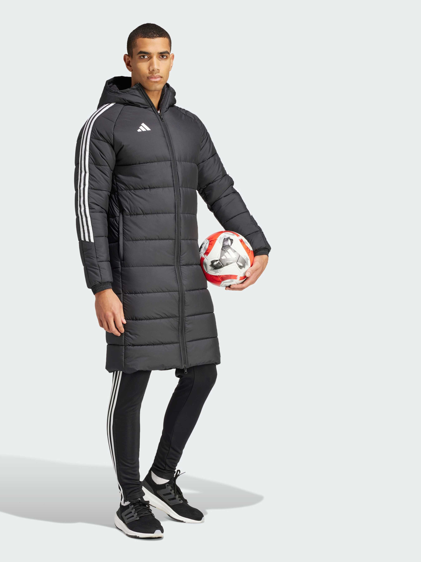 Куртки и дубленки Adidas Tiro модель IJ7389 Фото