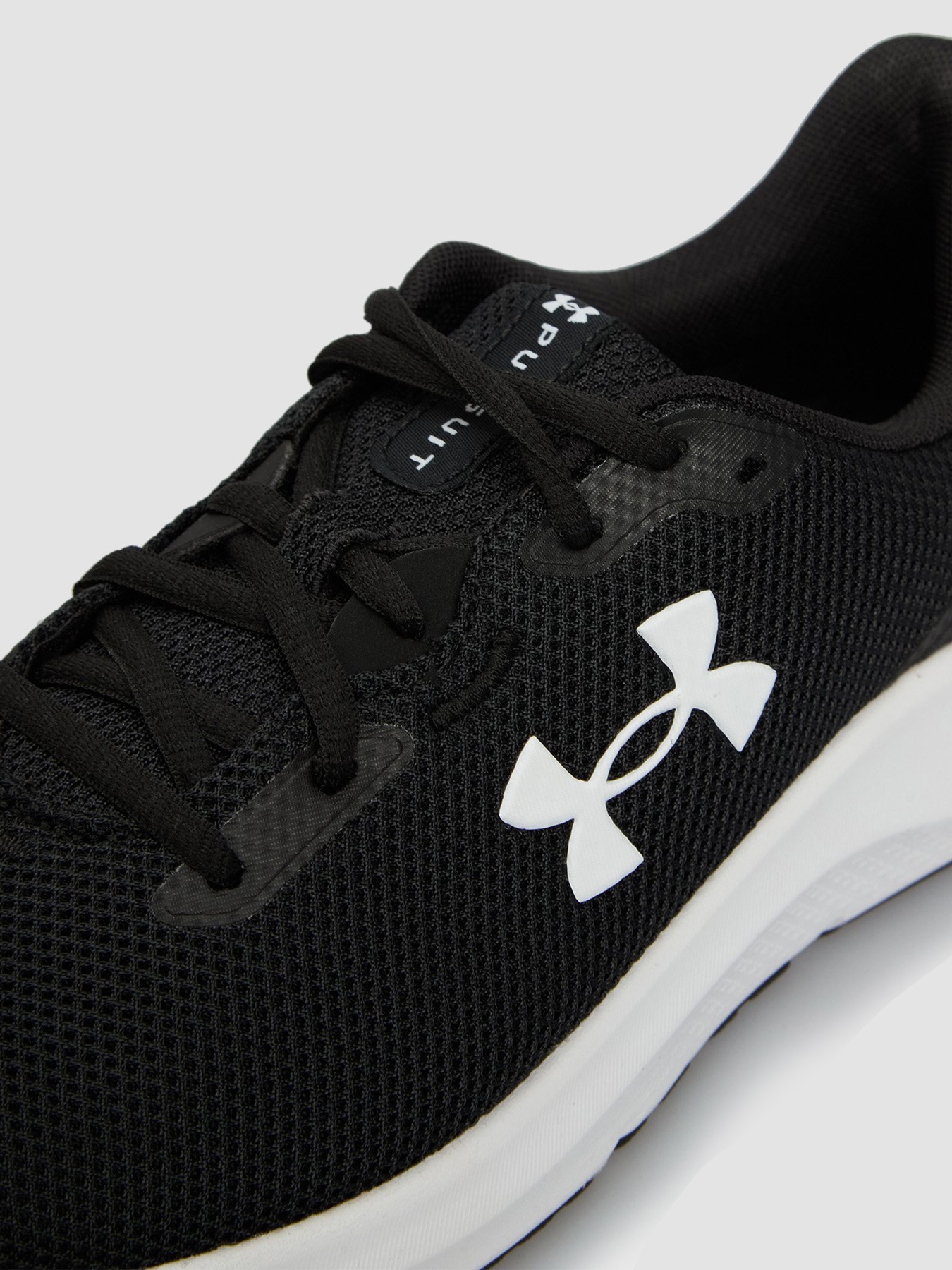 Кросівки Under Armour Charged Pursuit 4 модель 3028254-001 Фото