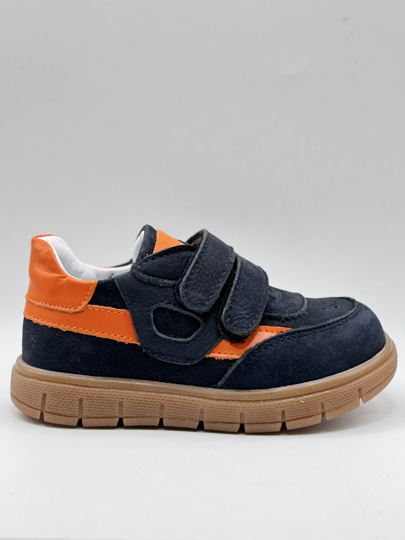 Кроссовки Perlina модель 4orange Кроссовки Perlina модель 4orange Фото