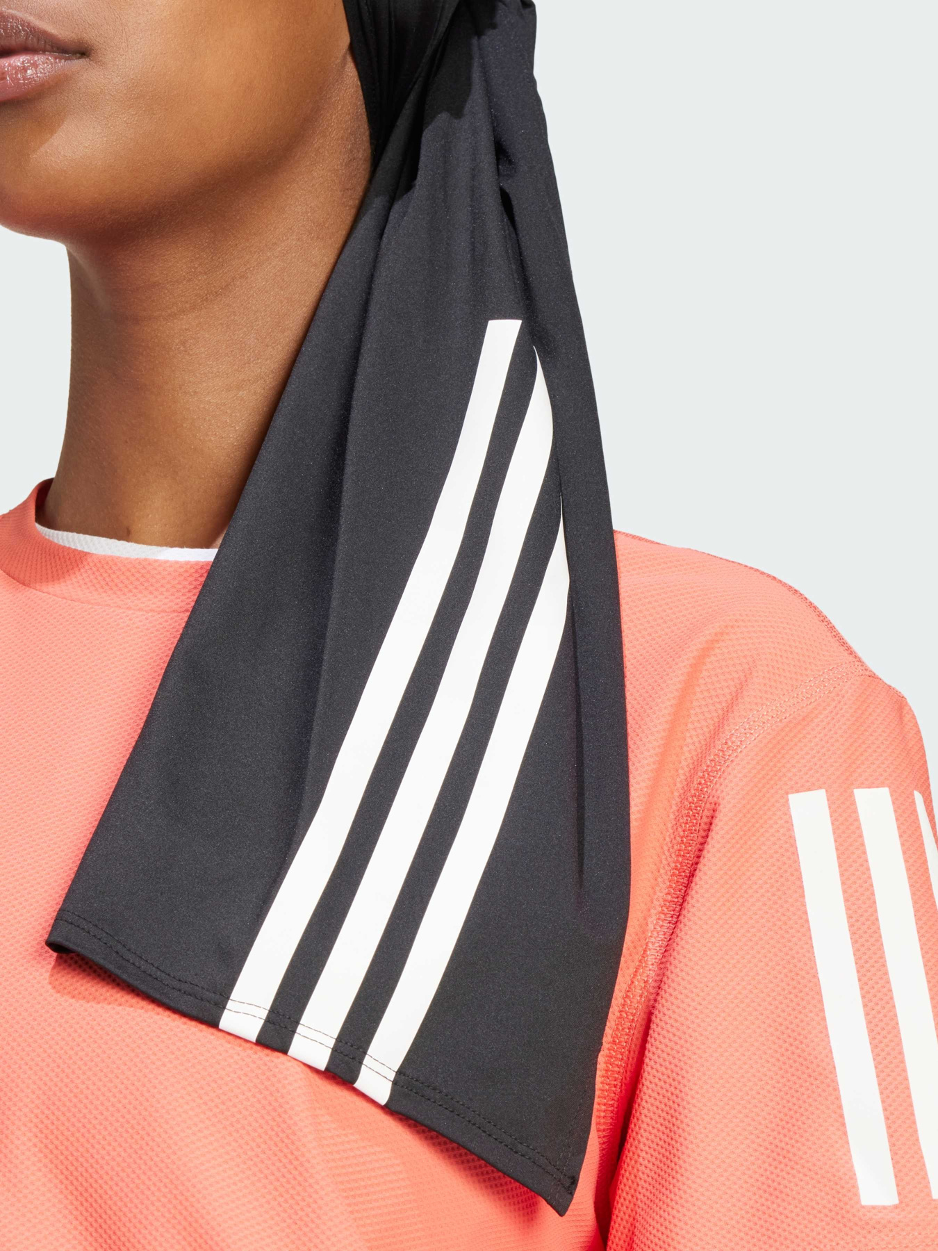 Шарфи та хустки Adidas модель IK5001 Шарфи та хустки Adidas модель IK5001 Фото