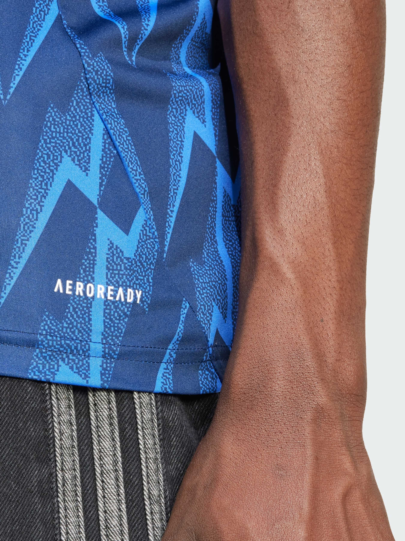 Футболки и поло Adidas модель JI9511 Футболки и поло Adidas модель JI9511 Фото