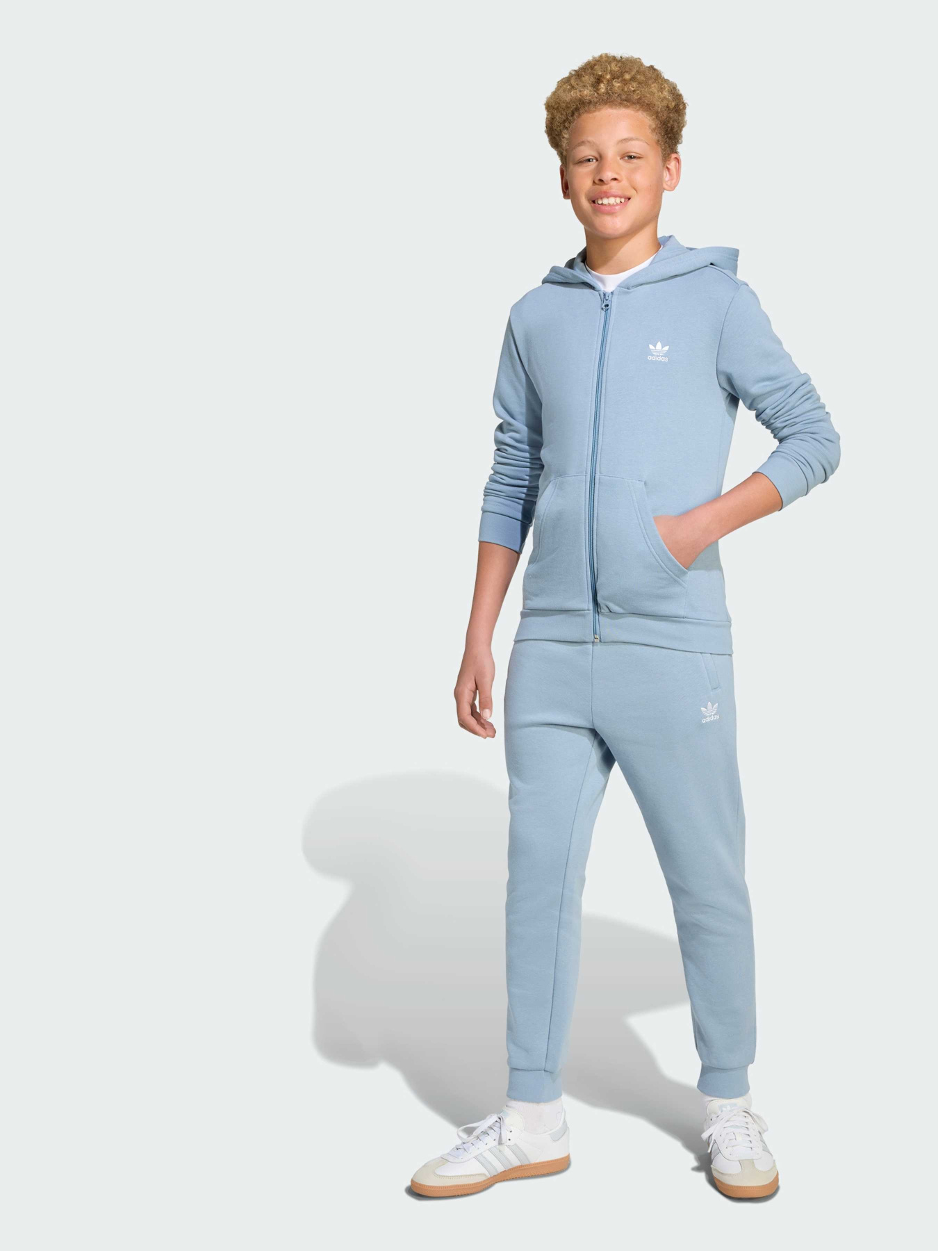 Худі та світшоти Adidas модель JX2791 Худі та світшоти Adidas модель JX2791 Фото