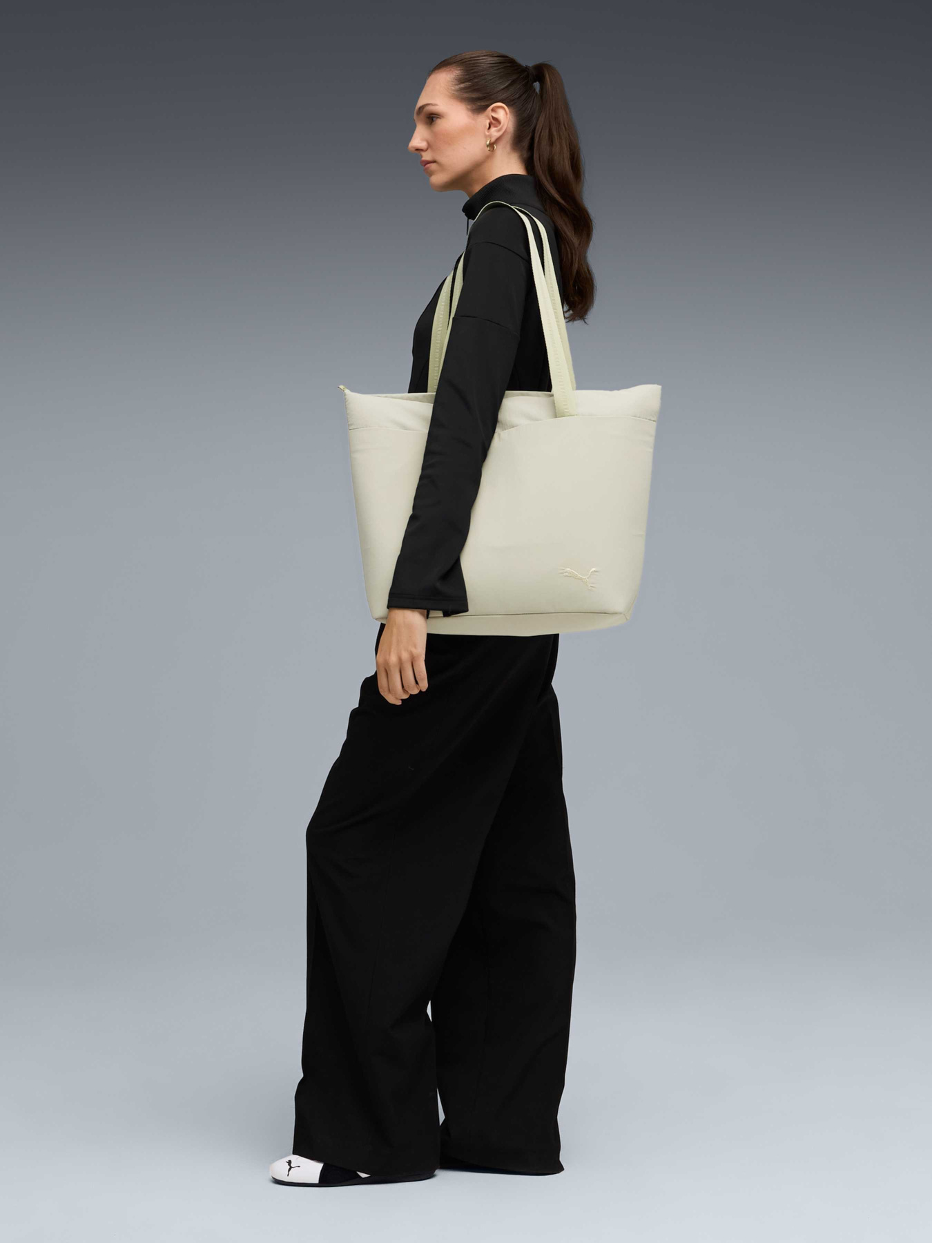 Сумки PUMA Her Shopper модель 091717 Фото