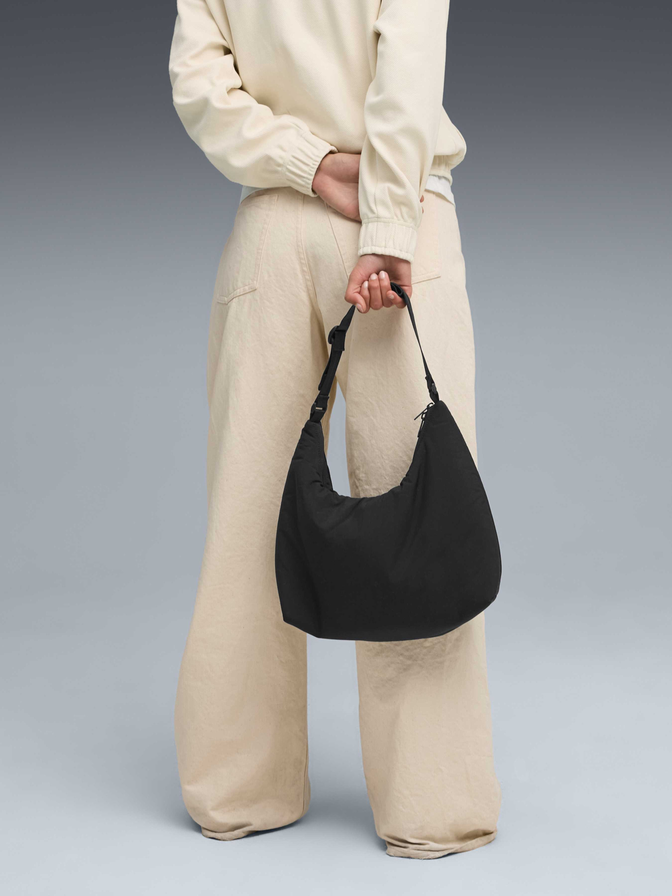 Сумки PUMA Her Slouchy Hobo Bag модель 091715 Фото