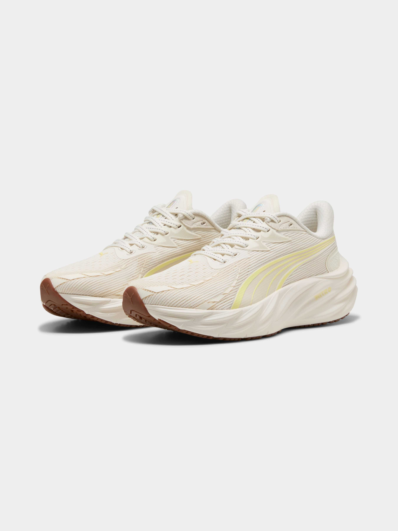 Кросівки PUMA Velocity Nitro™ 4 Wns модель 311141 Фото