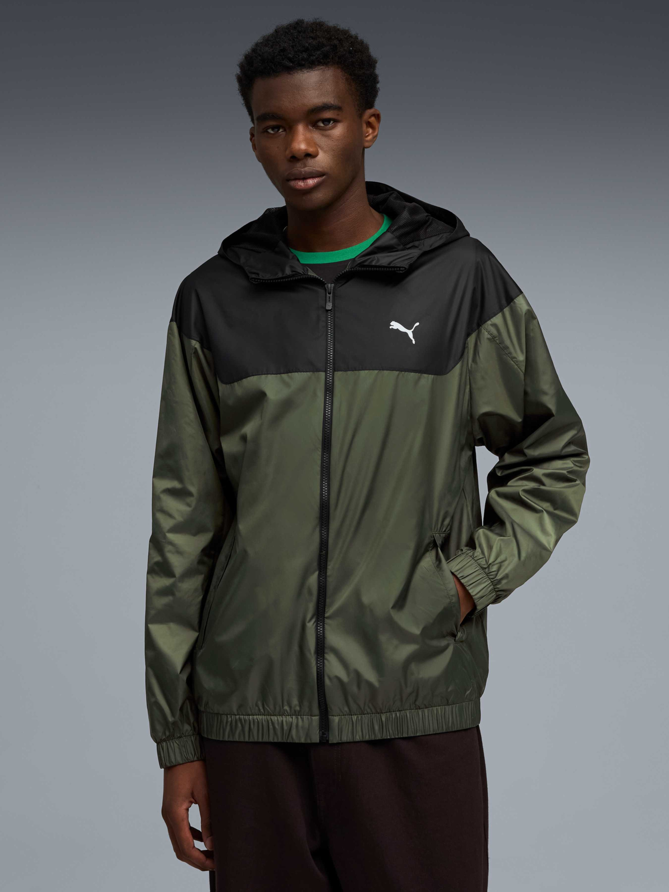 Куртки та дублянки PUMA Windbreaker модель 684626 Фото