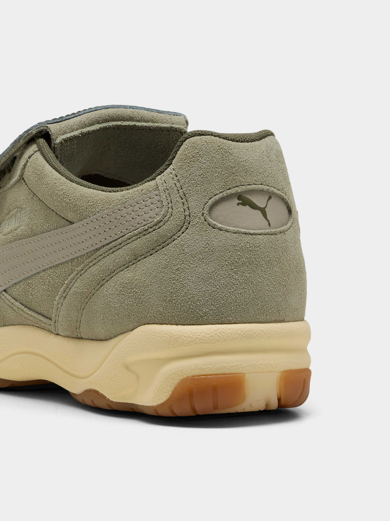 Кросівки PUMA King Indoor Suede модель 404280 Фото