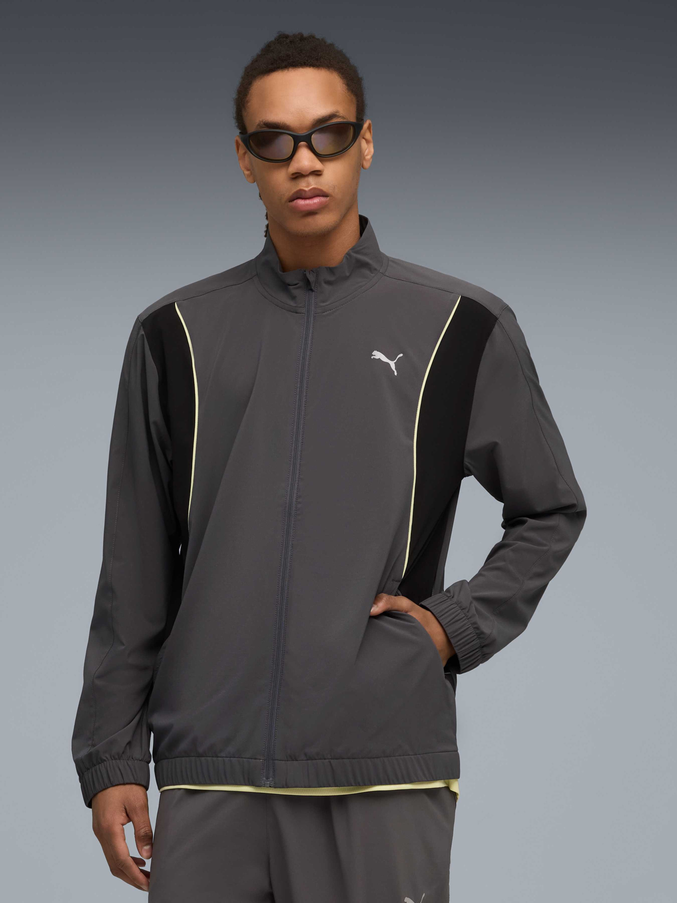 Куртки и дубленки PUMA Run Velocity Woven Jacket модель 526607 Куртки и дубленки PUMA Run Velocity Woven Jacket модель 526607 Фото