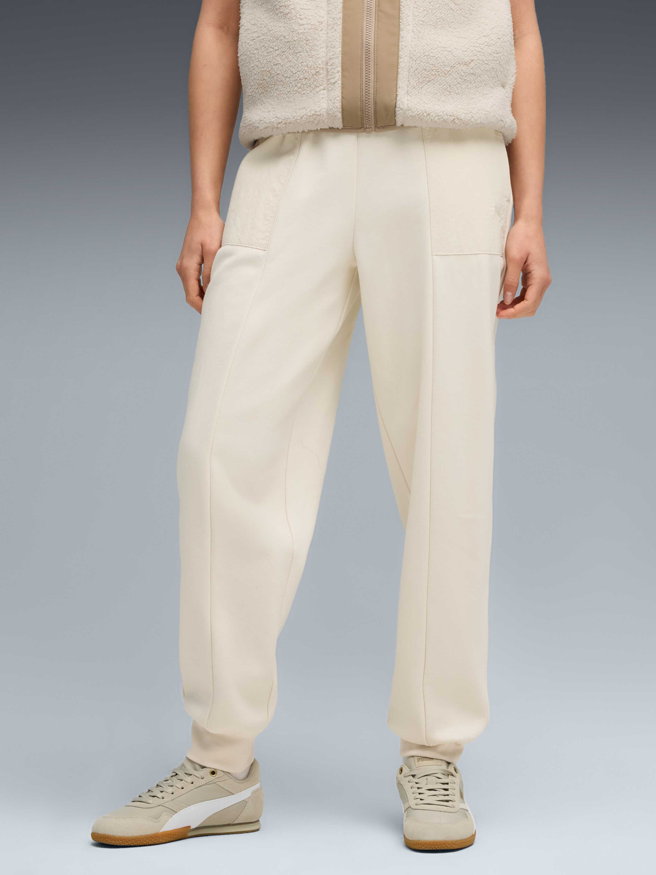 Штани PUMA Her Comfort Sweatpants модель 688154 Фото