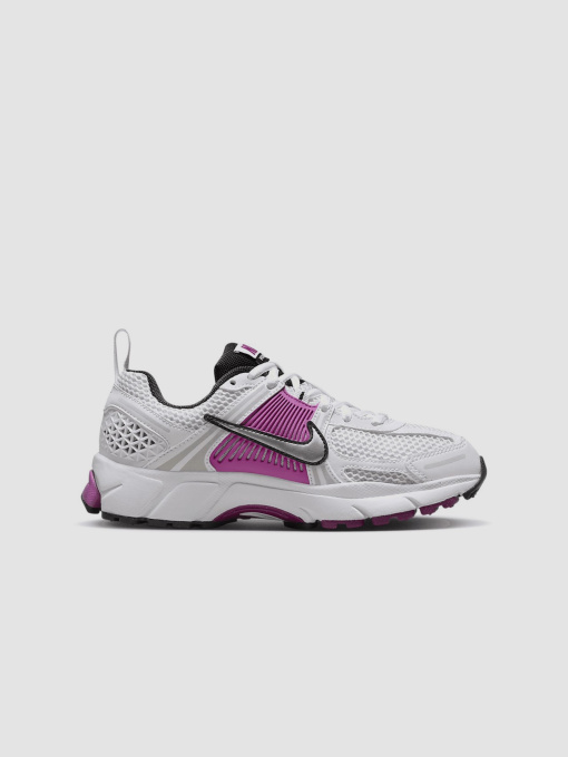 Кроссовки NIKE Zoom Vomero 5 Gs модель HF6998-102 Фото
