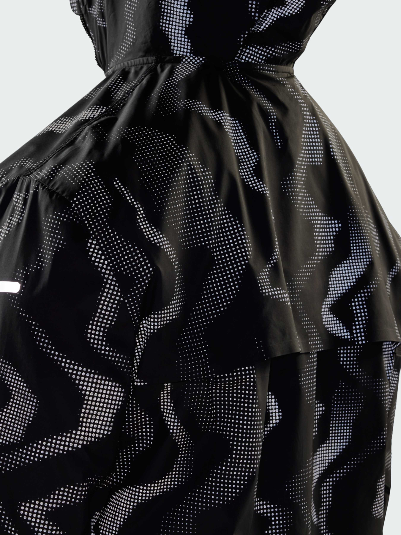 Куртки та дублянки Adidas модель IT3498 Фото