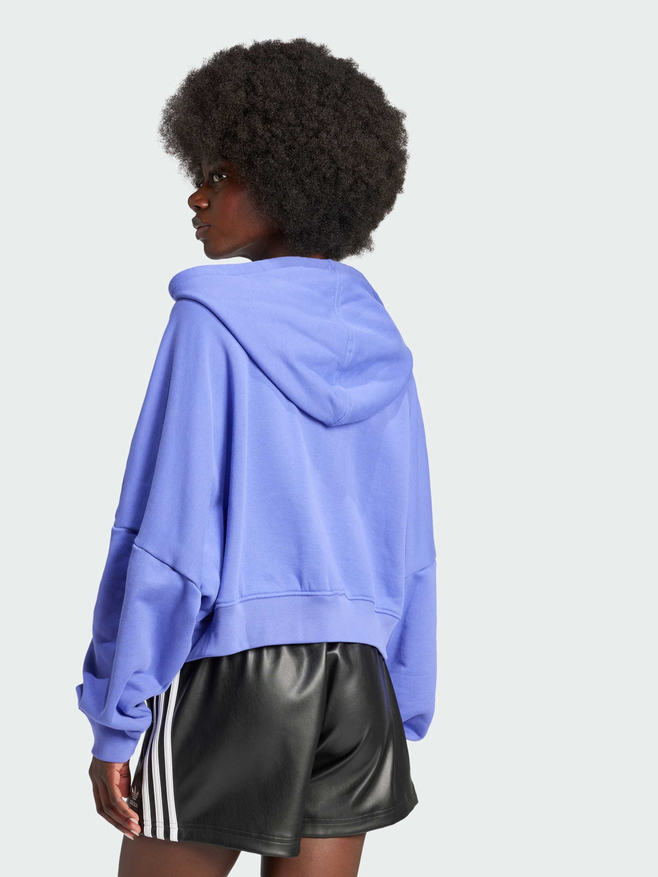 Худі та світшоти Adidas модель IY9686 Худі та світшоти Adidas модель IY9686 Фото