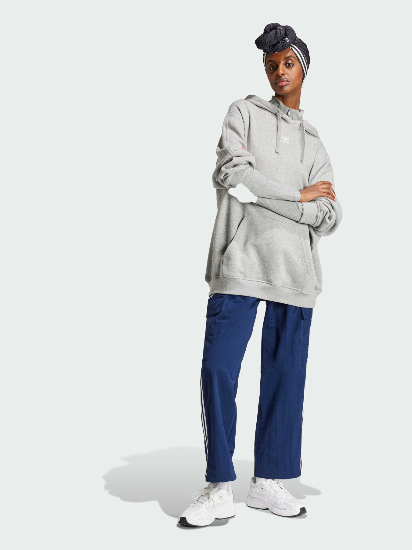 Худі та світшоти Adidas модель IY9616 Худі та світшоти Adidas модель IY9616 Фото