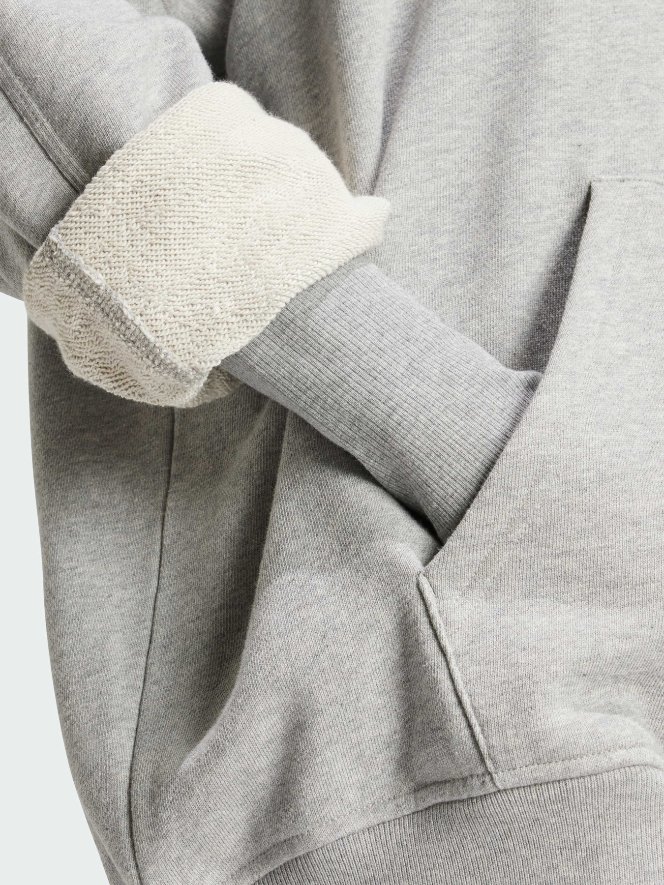 Худі та світшоти Adidas модель IY9616 Худі та світшоти Adidas модель IY9616 Фото
