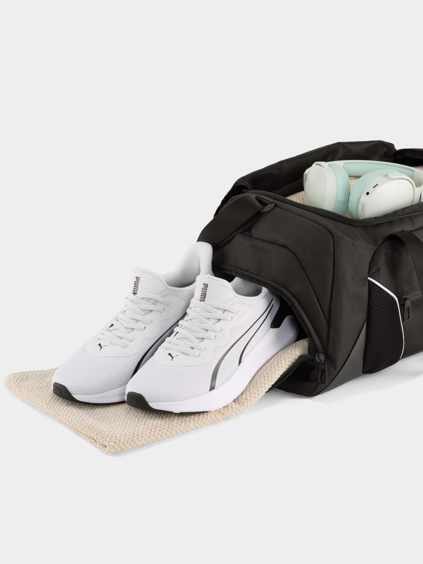Сумки PUMA Bmw Mms Duffle Bag модель 091614 Фото