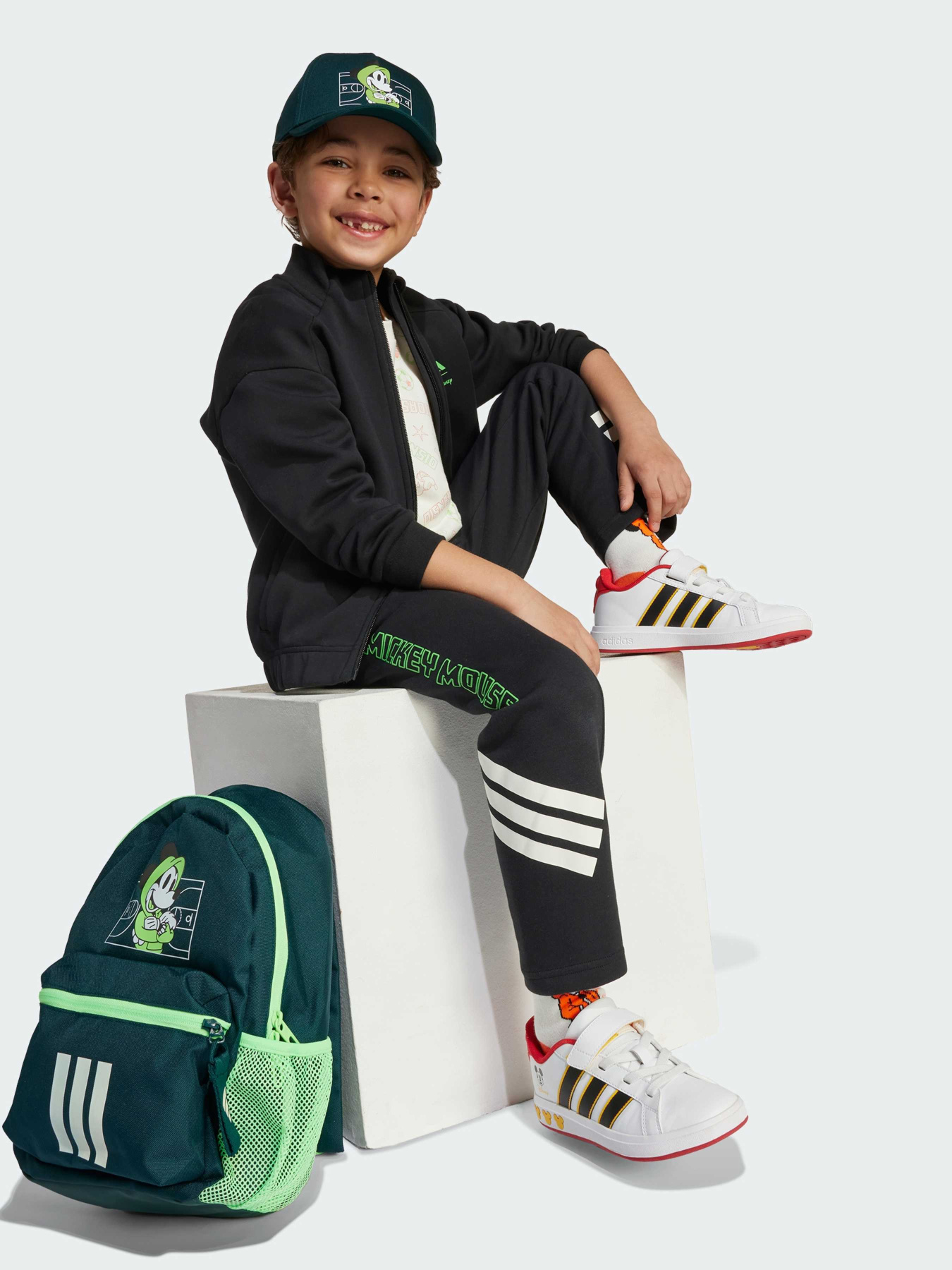 Штани Adidas x Disney модель JL9189 Фото
