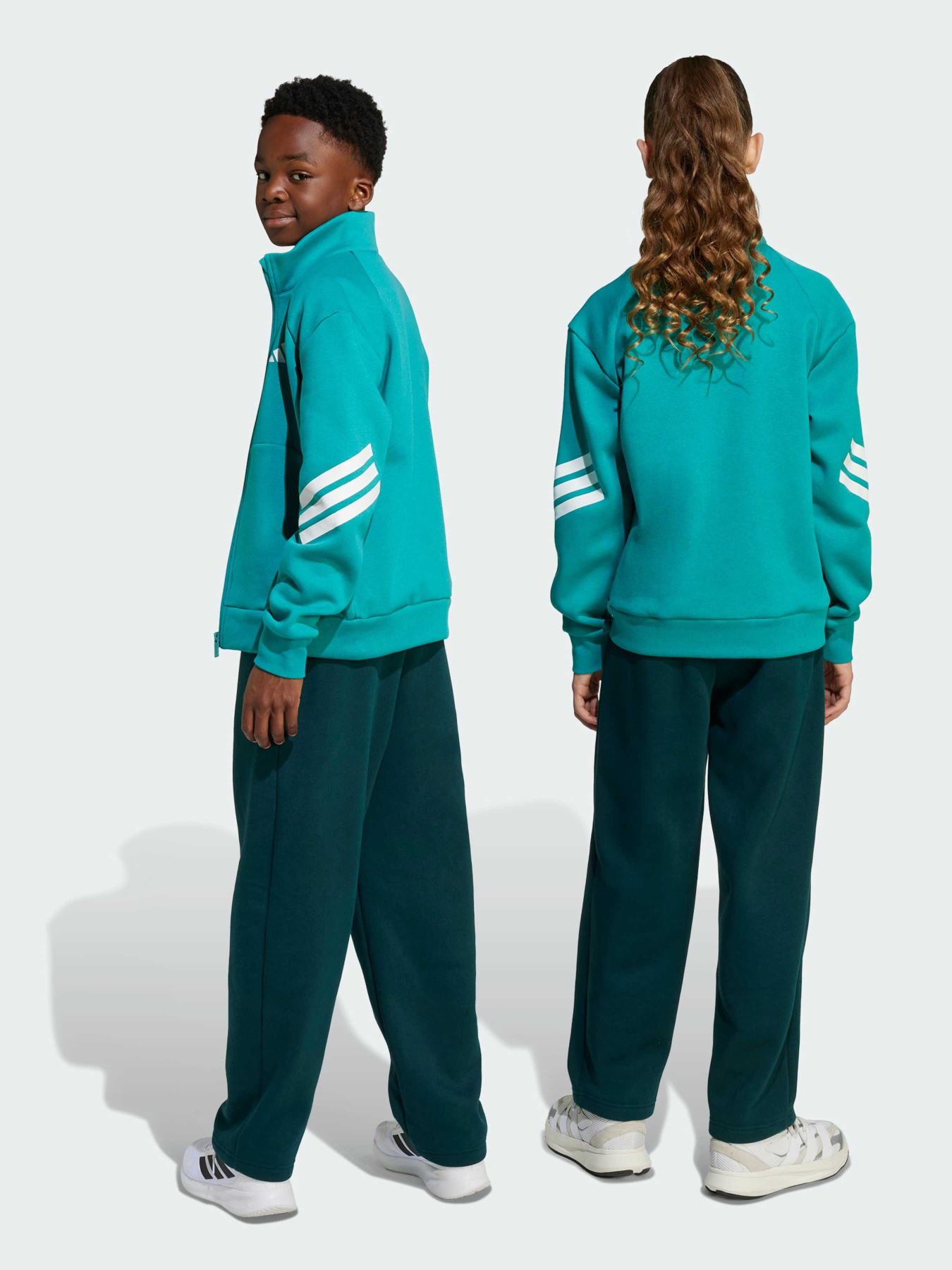 Костюми Adidas 3 Stripes модель JM1268 Костюми Adidas 3 Stripes модель JM1268 Фото