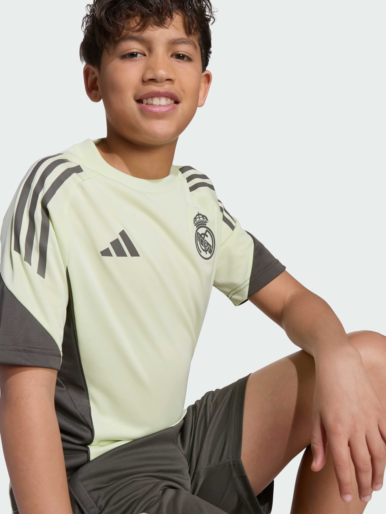 Футболки и поло Adidas модель JP3976 Футболки и поло Adidas модель JP3976 Фото