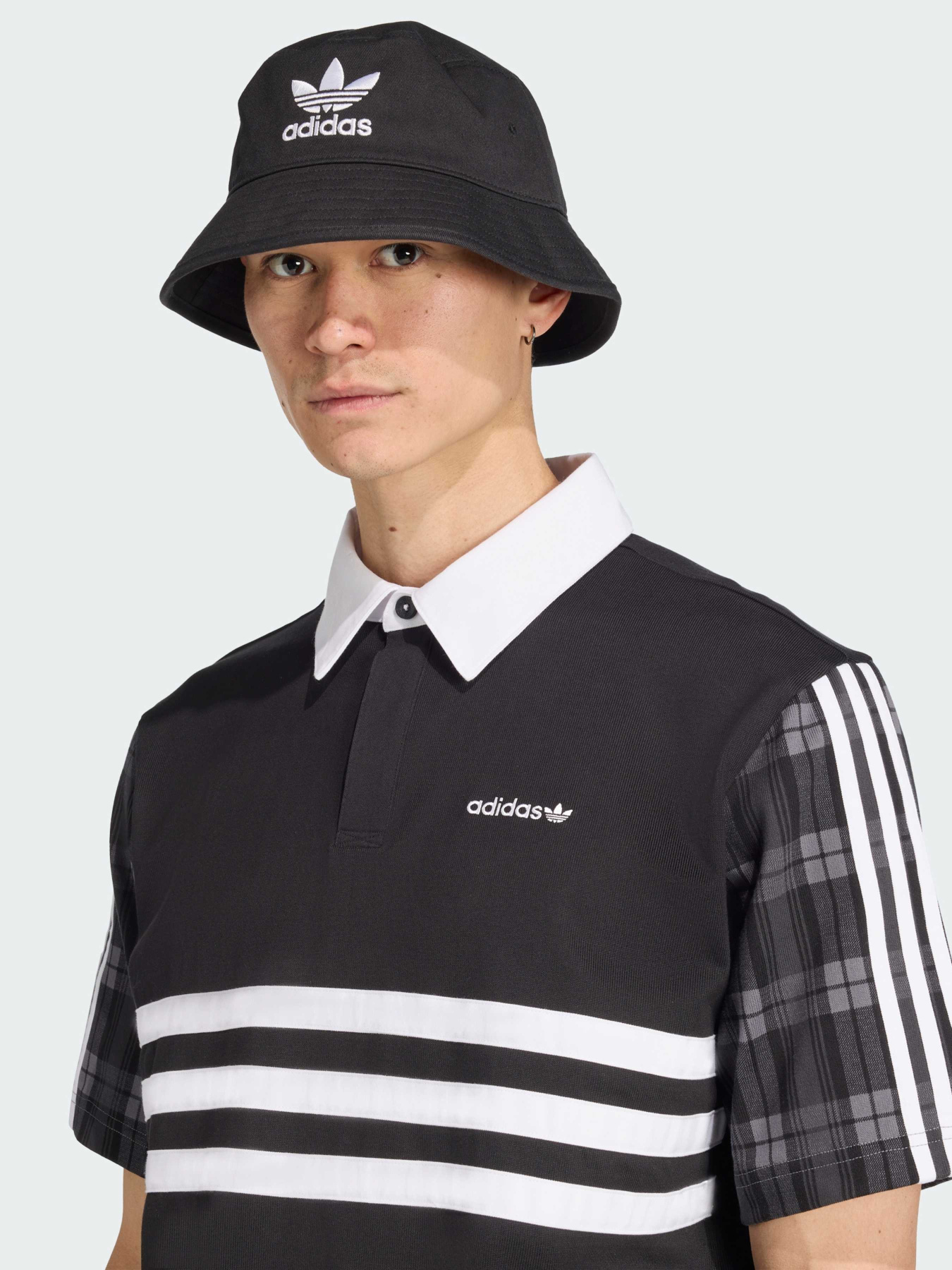 Футболки и поло Adidas Graphics модель JV7738 Футболки и поло Adidas Graphics модель JV7738 Фото