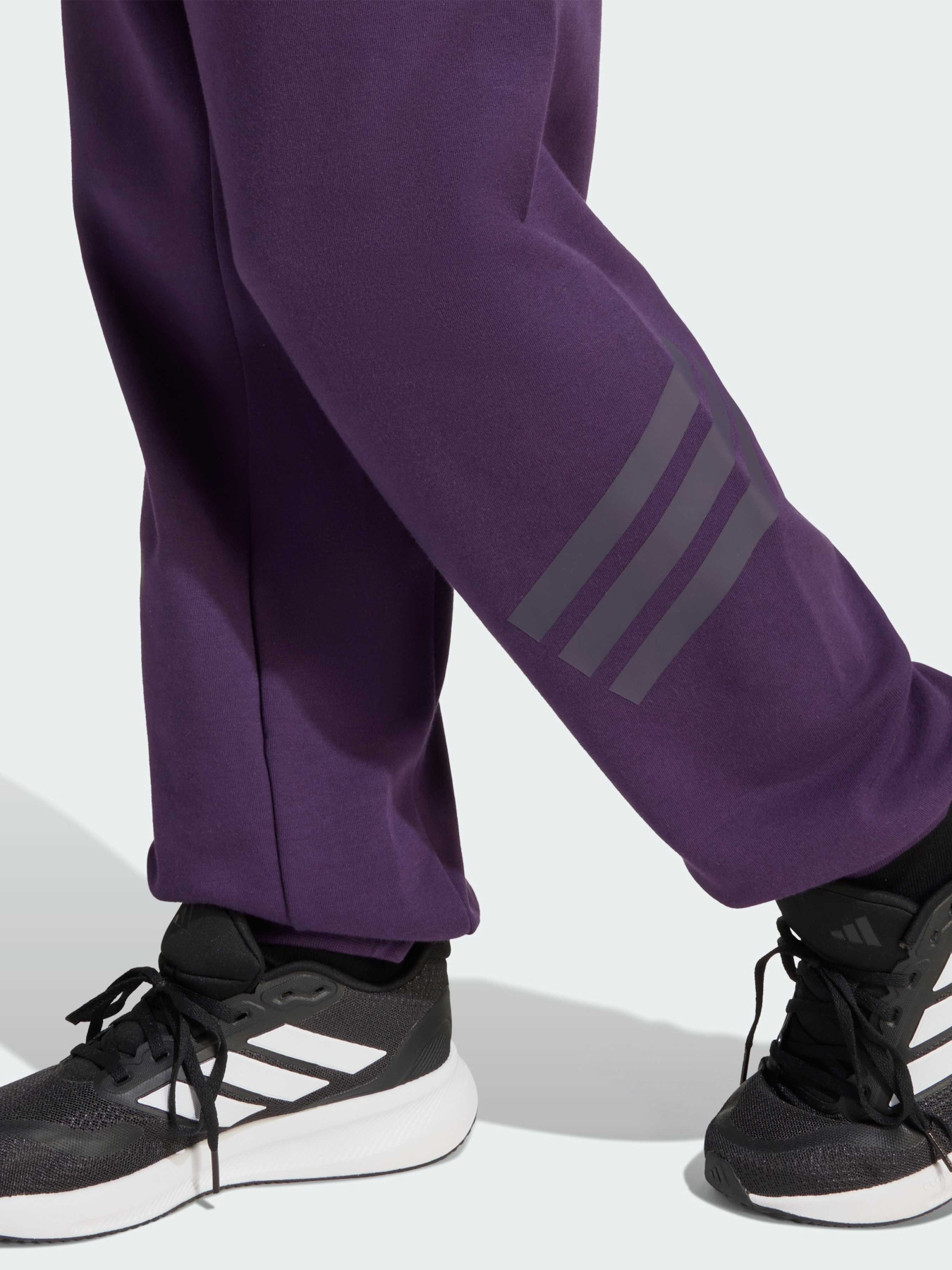 Штани Adidas модель JW7524 Штани Adidas модель JW7524 Фото
