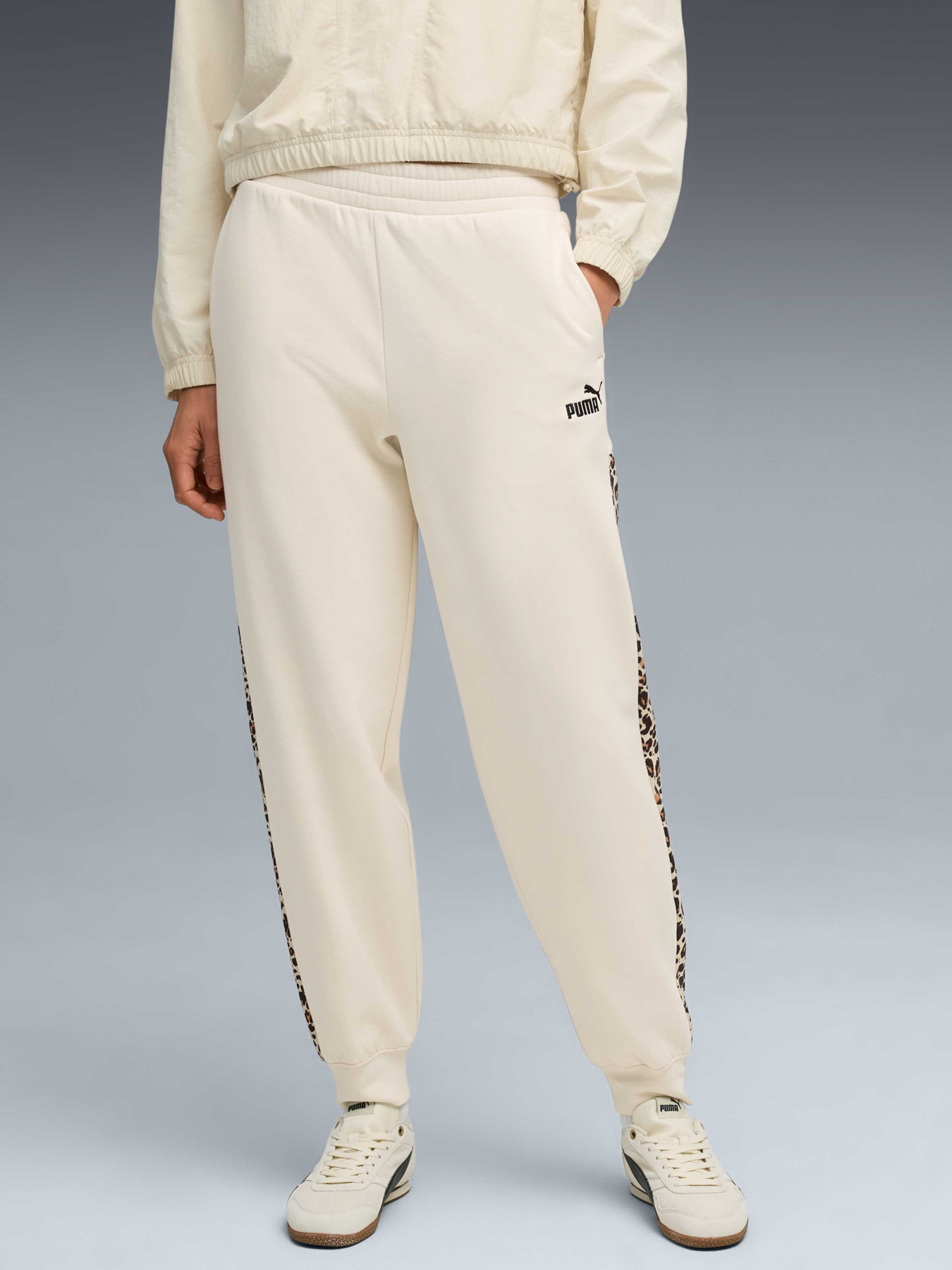 Штани PUMA Ess Graphic Animal Pants модель 688086 Фото