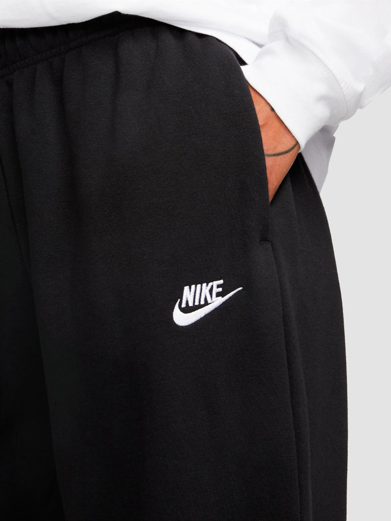 Брюки NIKE W Nsw Club Flc Mr Os Pant модель DQ5800-010 Брюки NIKE W Nsw Club Flc Mr Os Pant модель DQ5800-010 Фото
