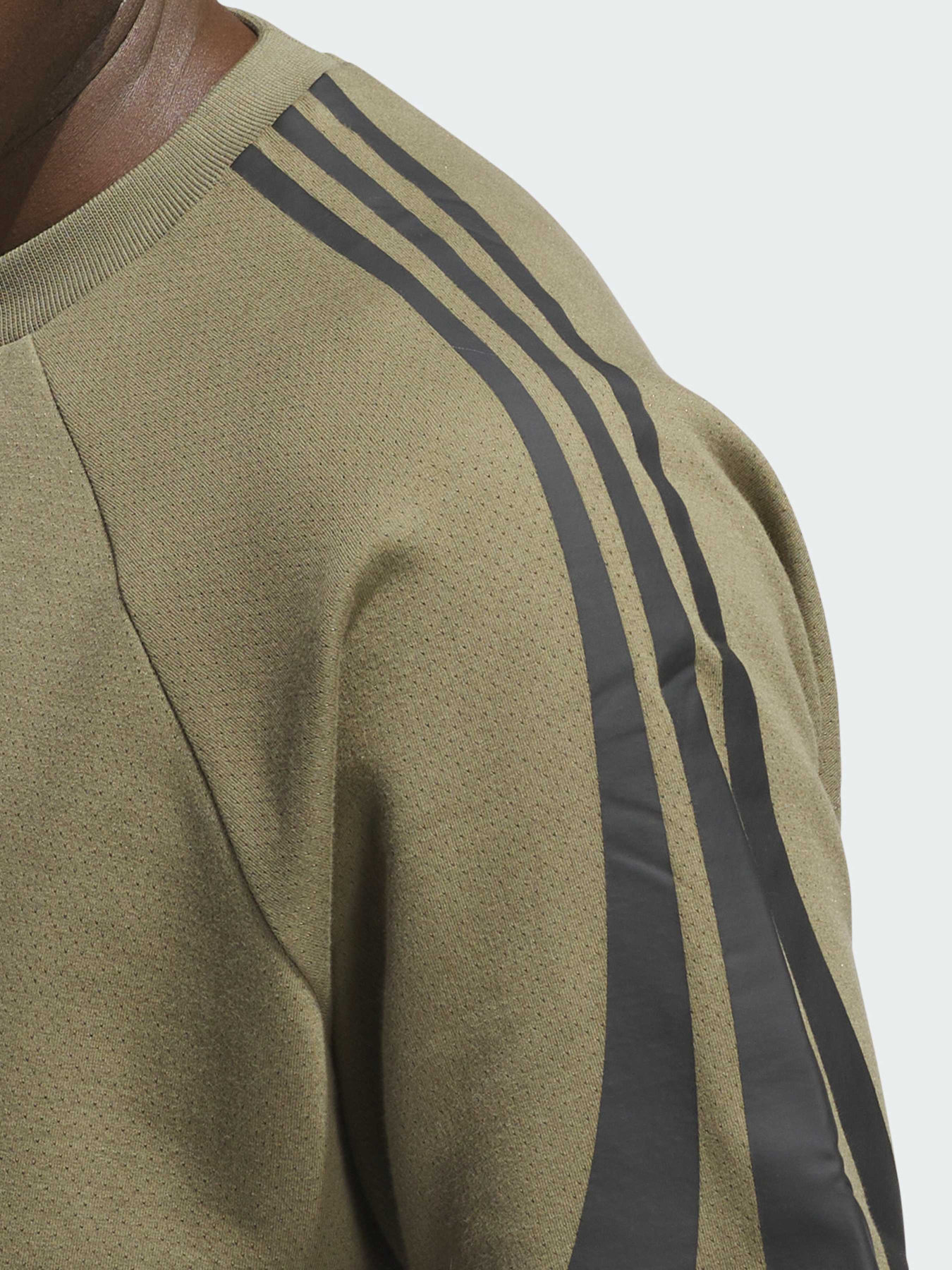 Футболки і поло Adidas модель JN3975 Фото