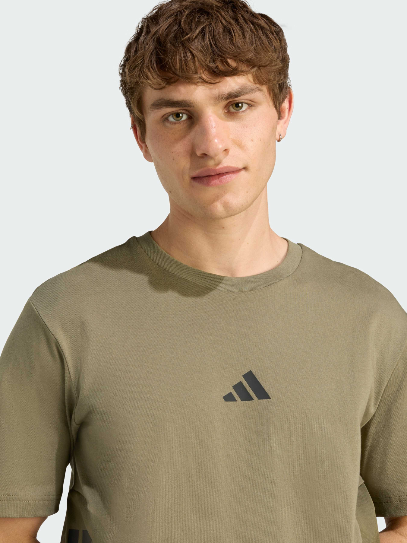 Футболки і поло Adidas модель JM3906 Футболки і поло Adidas модель JM3906 Фото