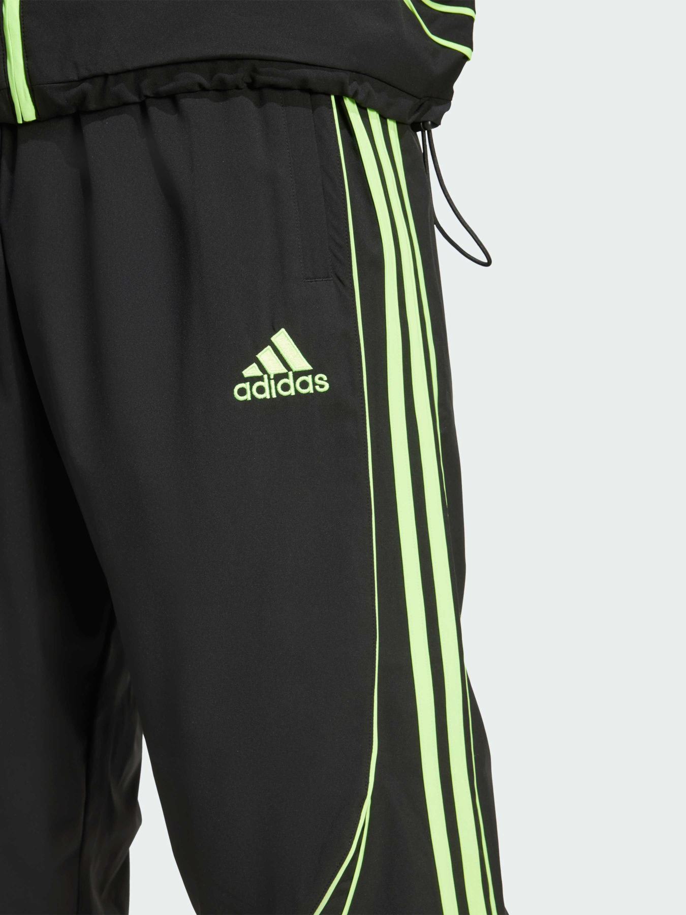 Брюки Adidas Adicolor модель JW5869 Фото