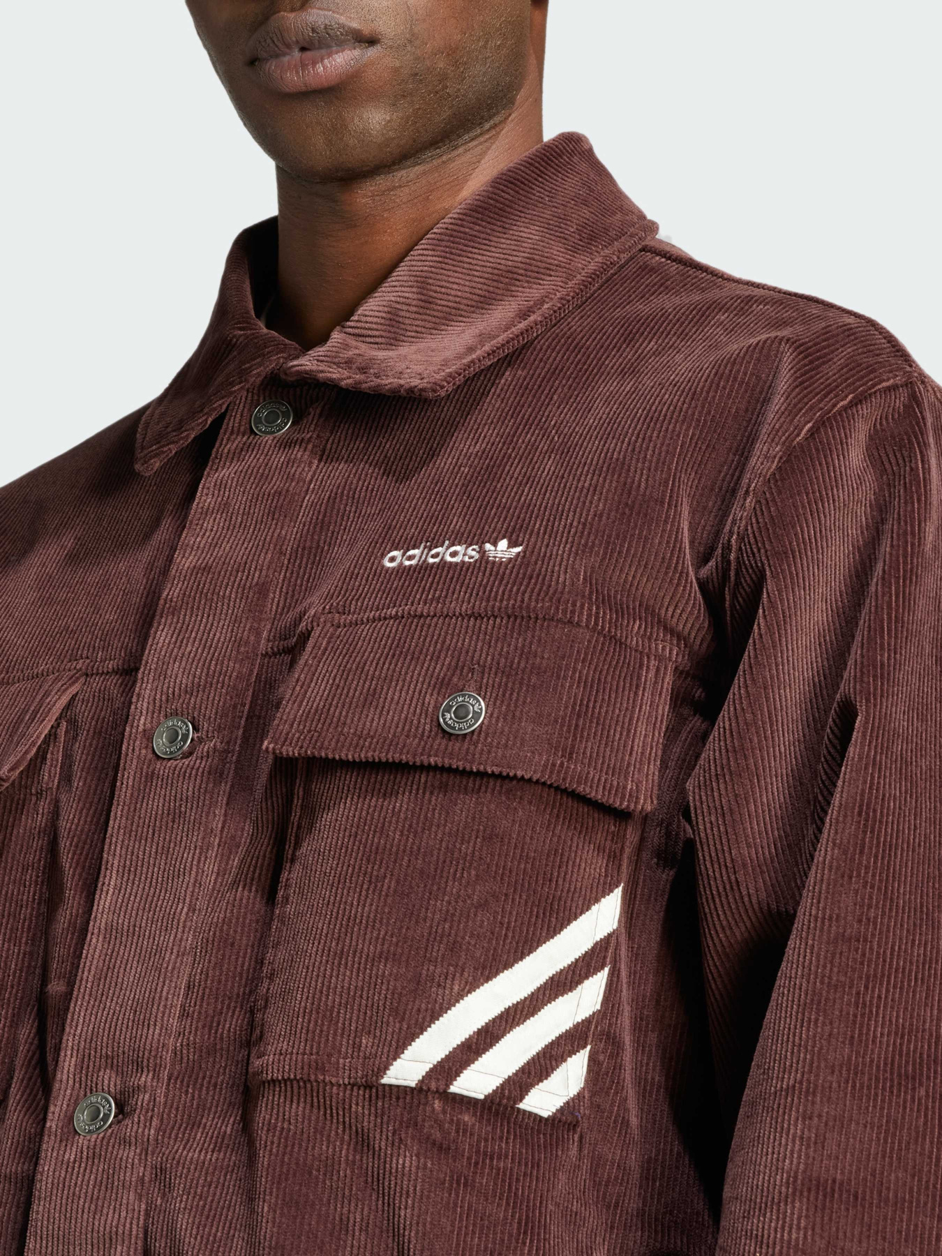 Куртки та дублянки Adidas модель IW3263 Куртки та дублянки Adidas модель IW3263 Фото
