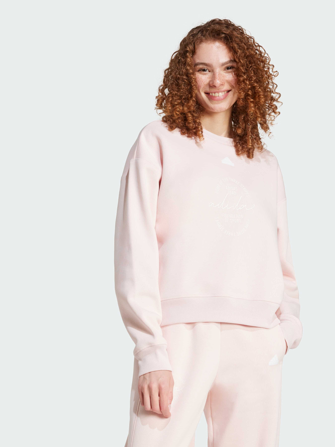 Худі та світшоти Adidas модель IY1455 Худі та світшоти Adidas модель IY1455 Фото