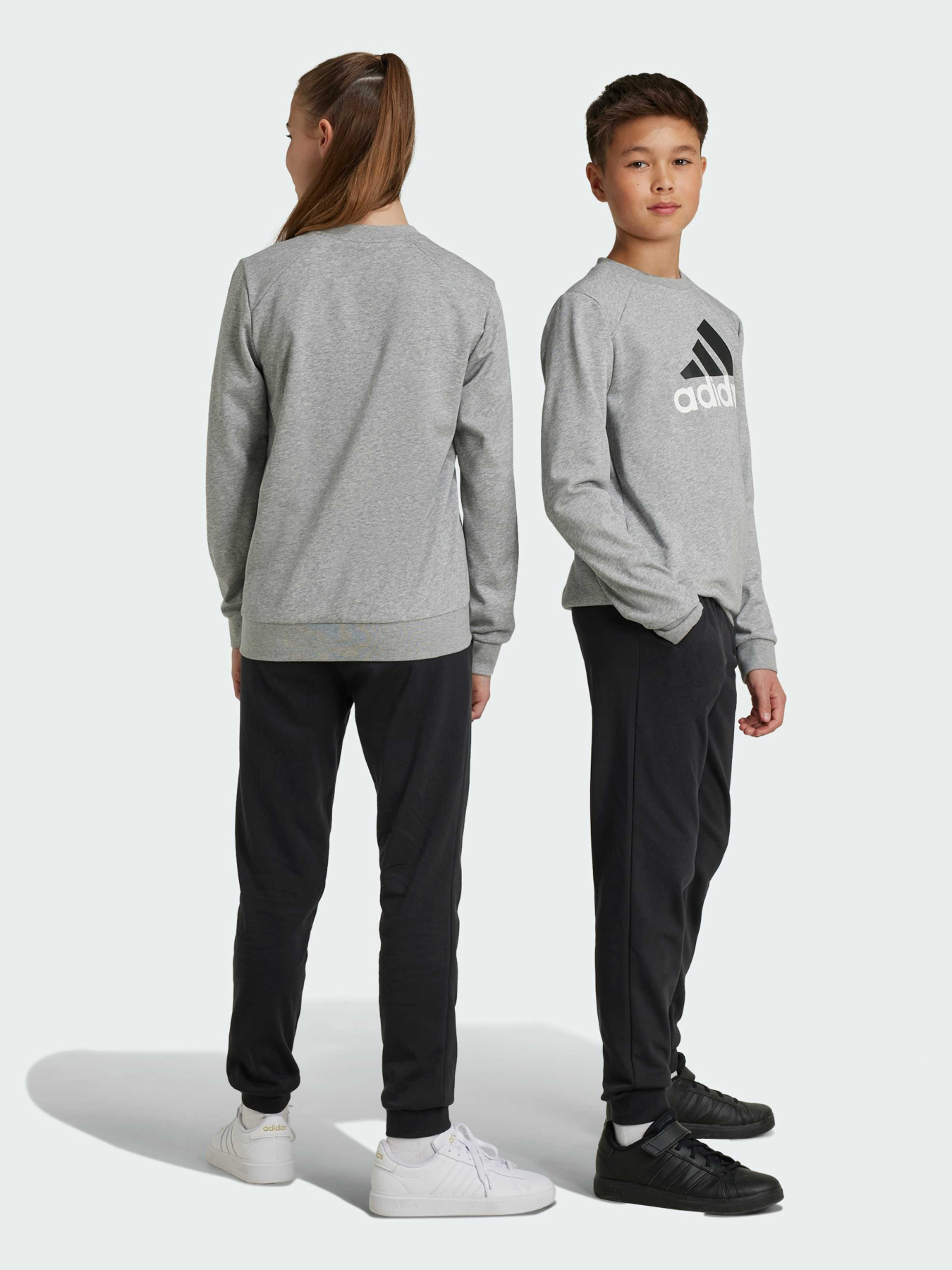 Костюми Adidas модель IY5430 Костюми Adidas модель IY5430 Фото