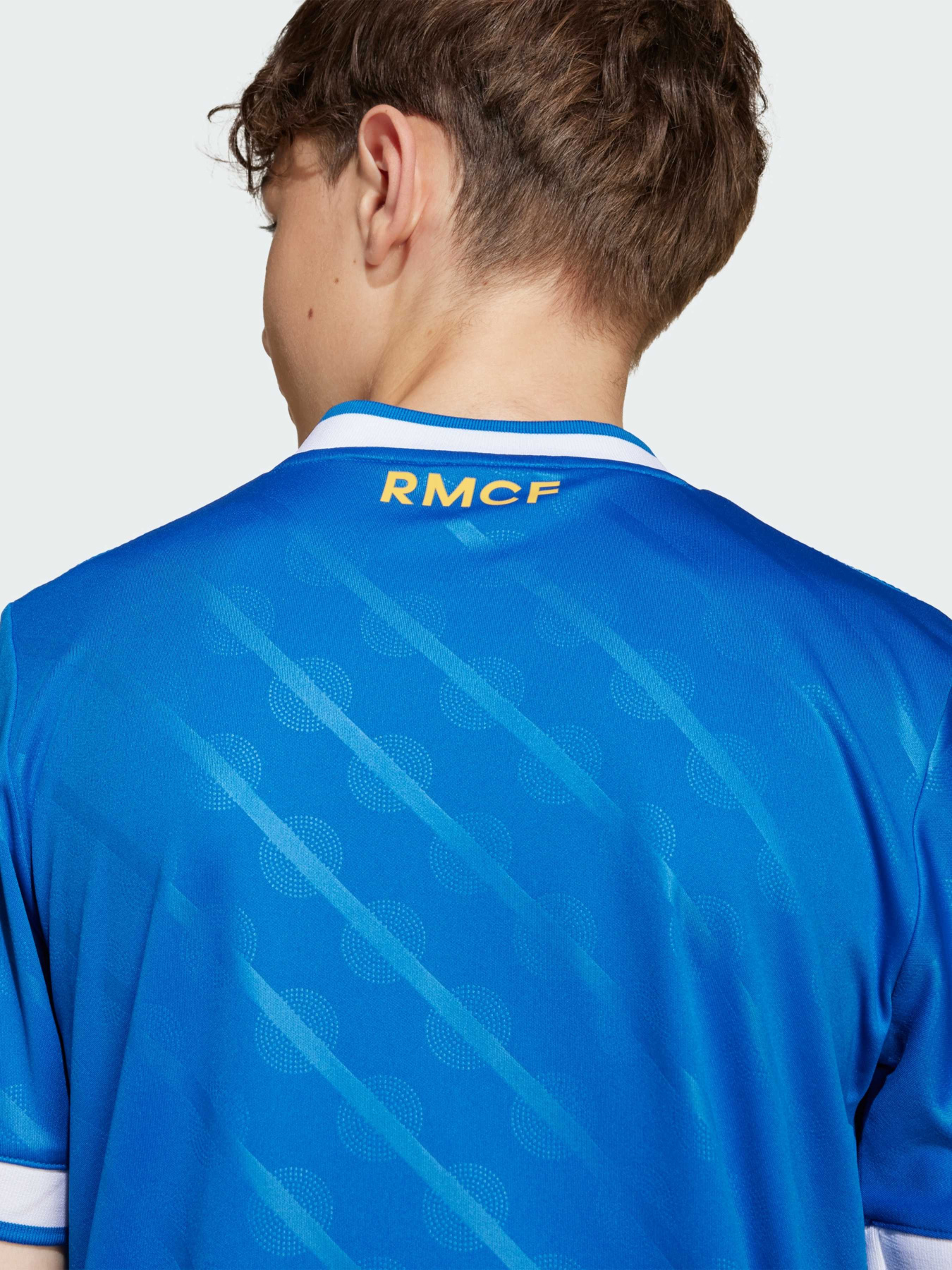 Футболки и поло Adidas модель JP3930 Футболки и поло Adidas модель JP3930 Фото