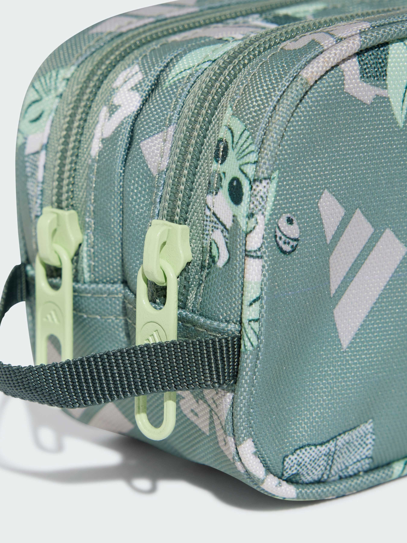 Пенал adidas Disney Star Wars Mandalorian x Disney Adidas модель JV5081 Пенал adidas Disney Star Wars Mandalorian x Disney Adidas модель JV5081 Фото