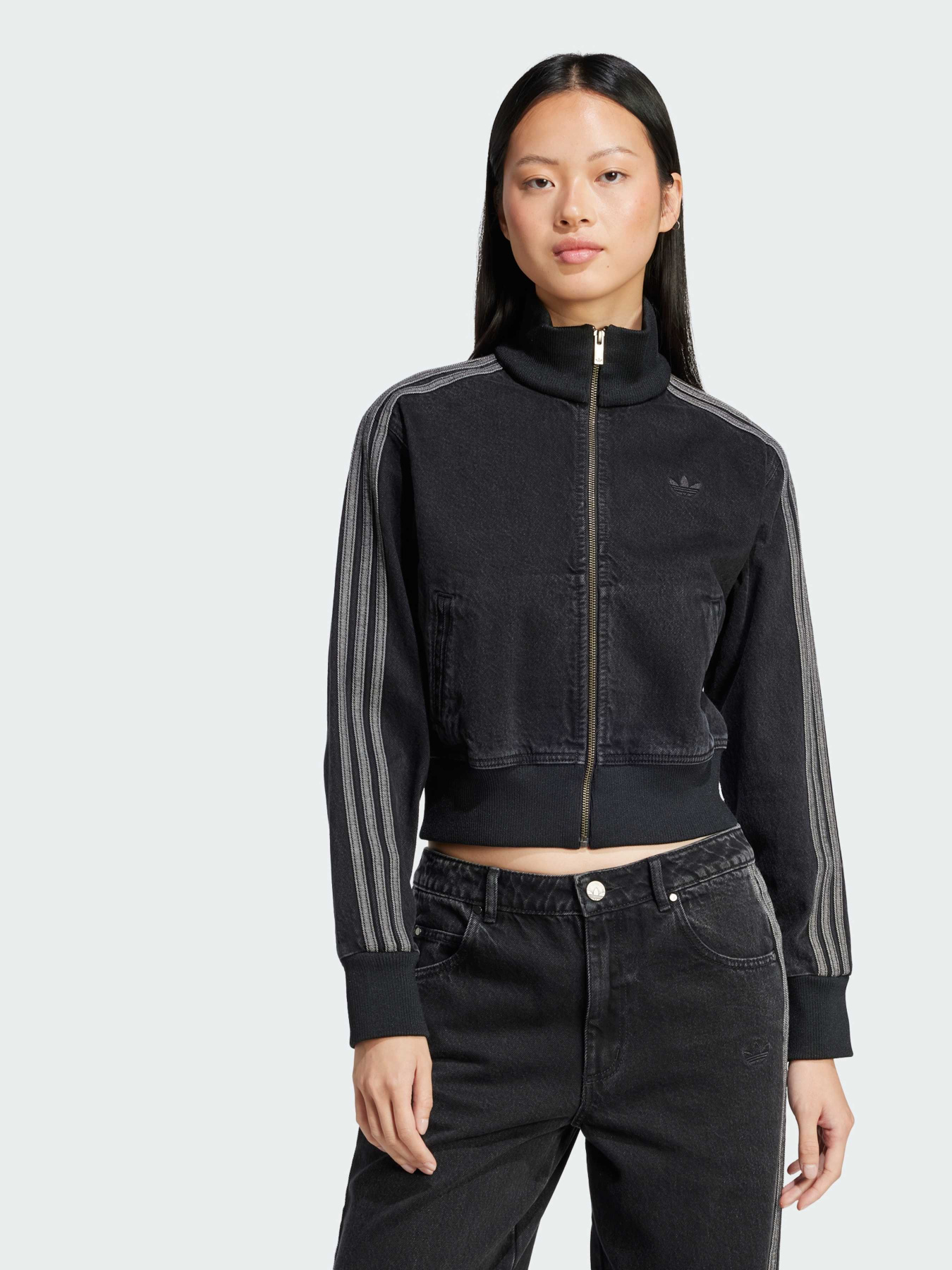 Куртки та дублянки Adidas Adicolor модель JD3110 Куртки та дублянки Adidas Adicolor модель JD3110 Фото