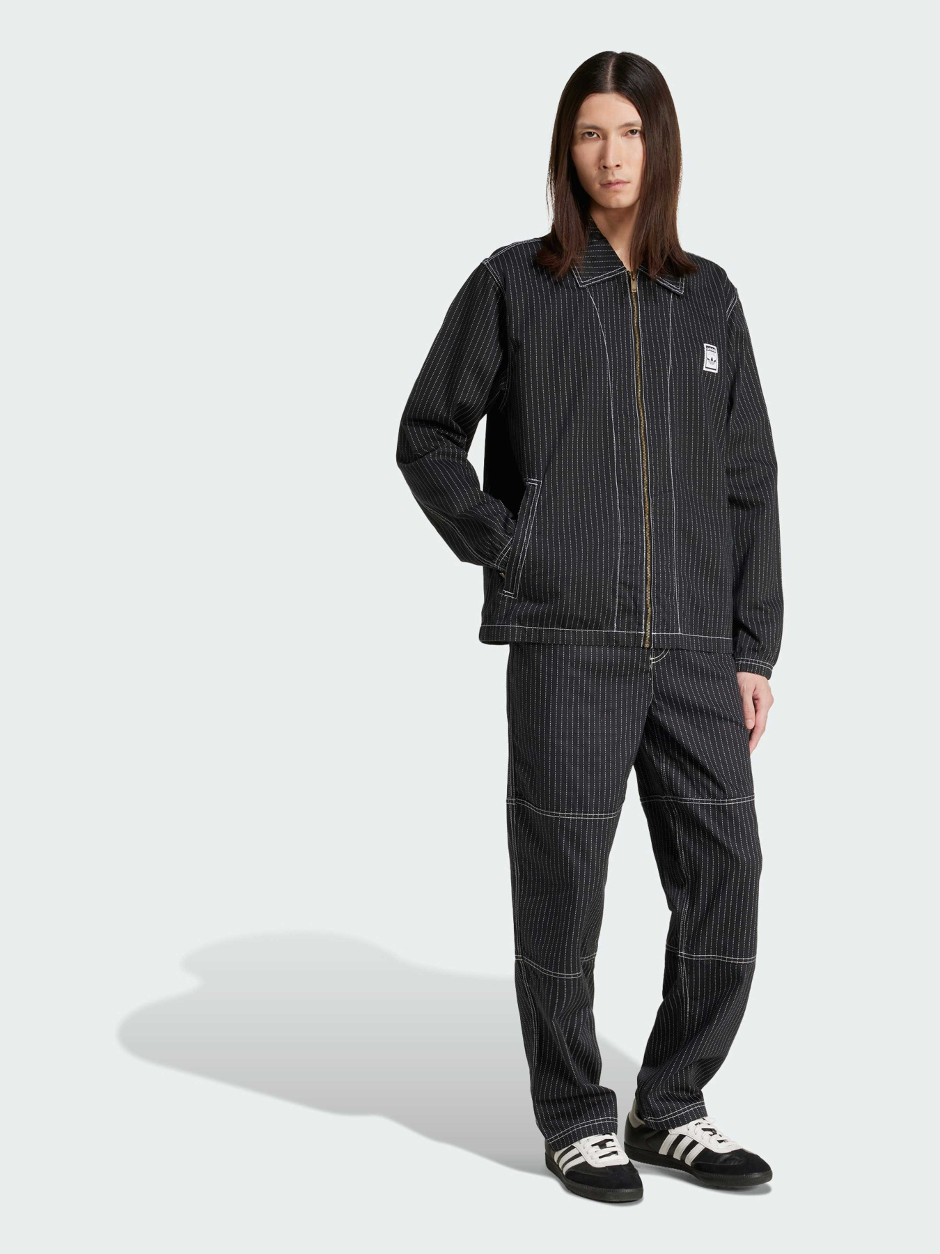 Куртки та дублянки Adidas Graphics модель JP4485 Куртки та дублянки Adidas Graphics модель JP4485 Фото