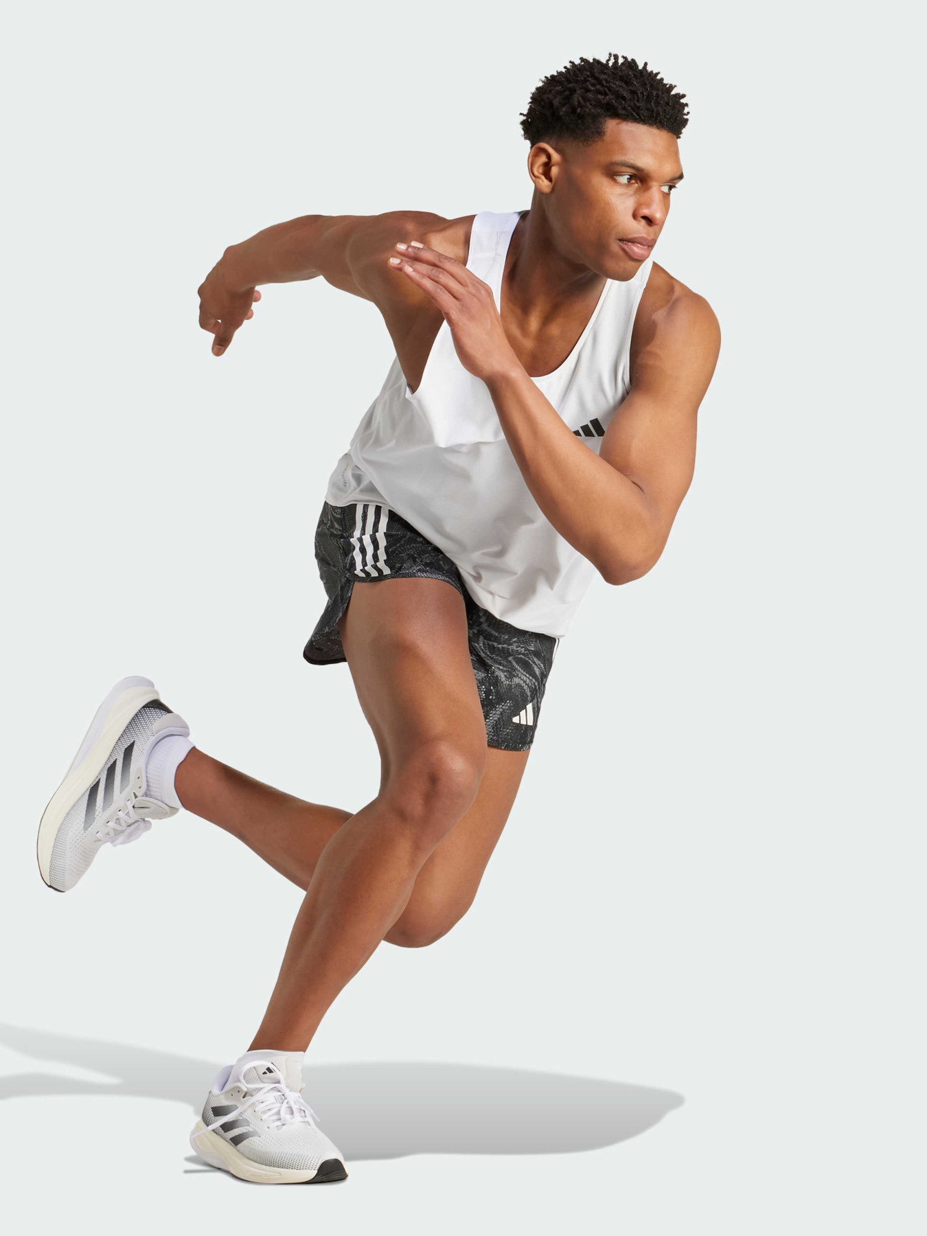 Шорти Adidas модель IS9582 Шорти Adidas модель IS9582 Фото