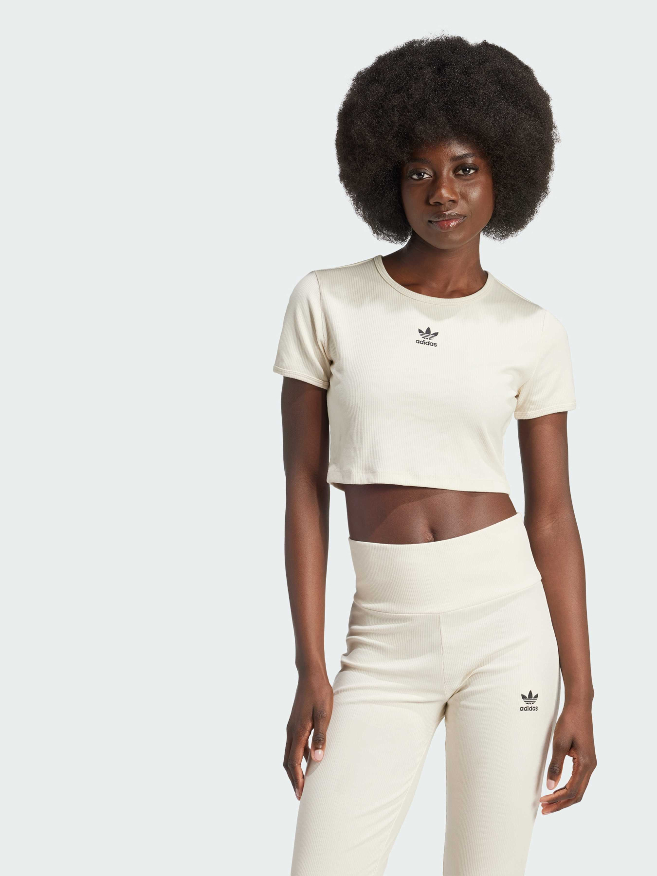 Футболки и поло Adidas модель IY9667 Футболки и поло Adidas модель IY9667 Фото