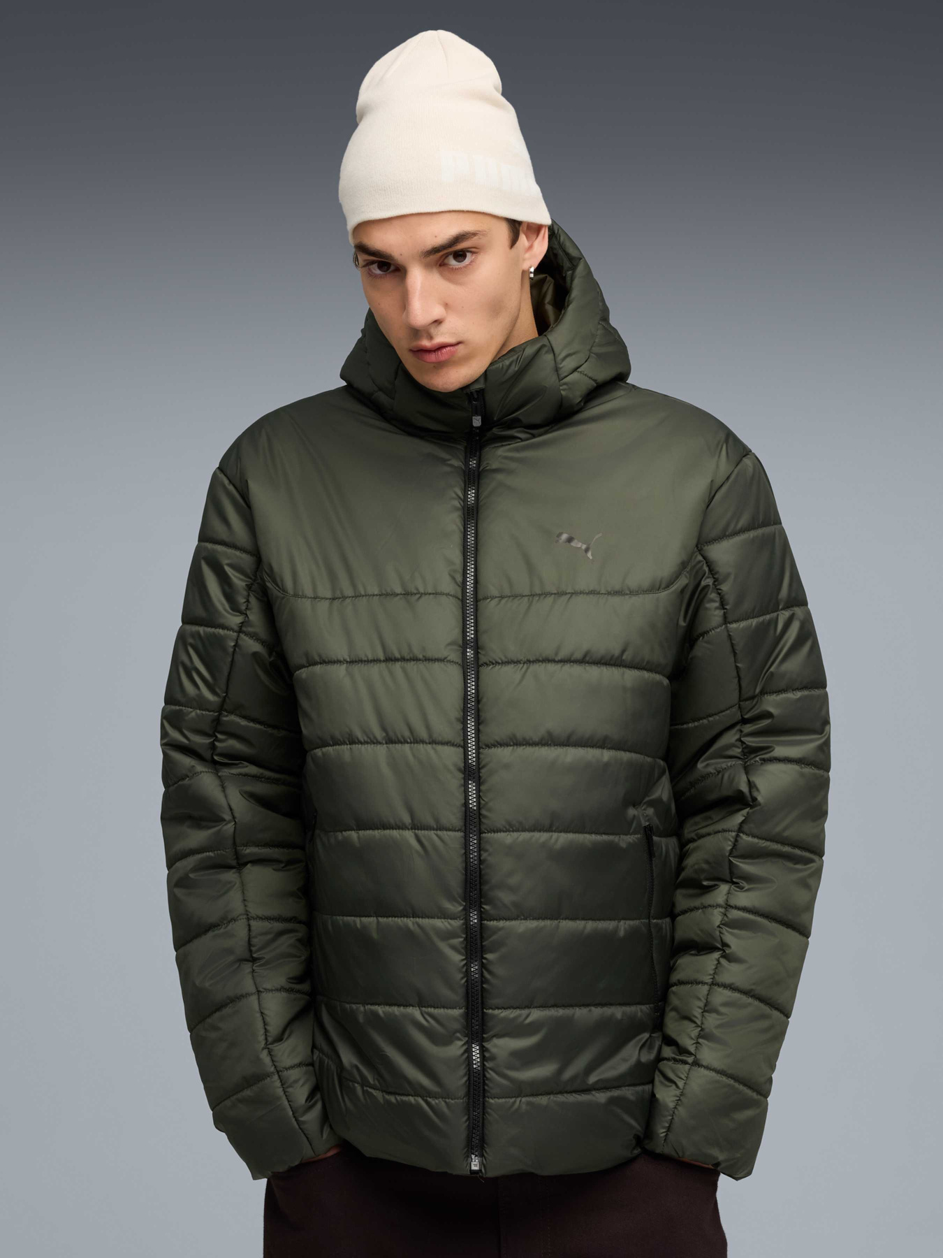Куртки и дубленки PUMA Ess Hooded Padded Jacket модель 685211 Куртки и дубленки PUMA Ess Hooded Padded Jacket модель 685211 Фото