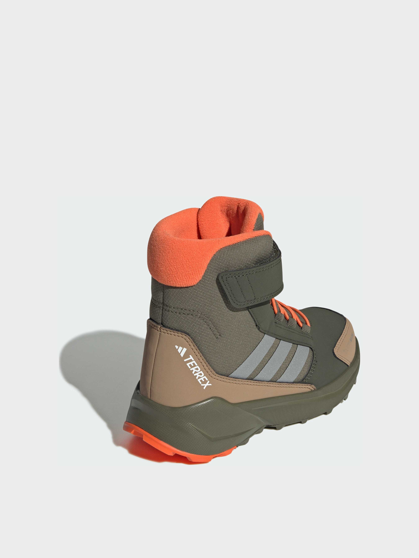 Черевики та чоботи Adidas модель JS2934 Черевики та чоботи Adidas модель JS2934 Фото