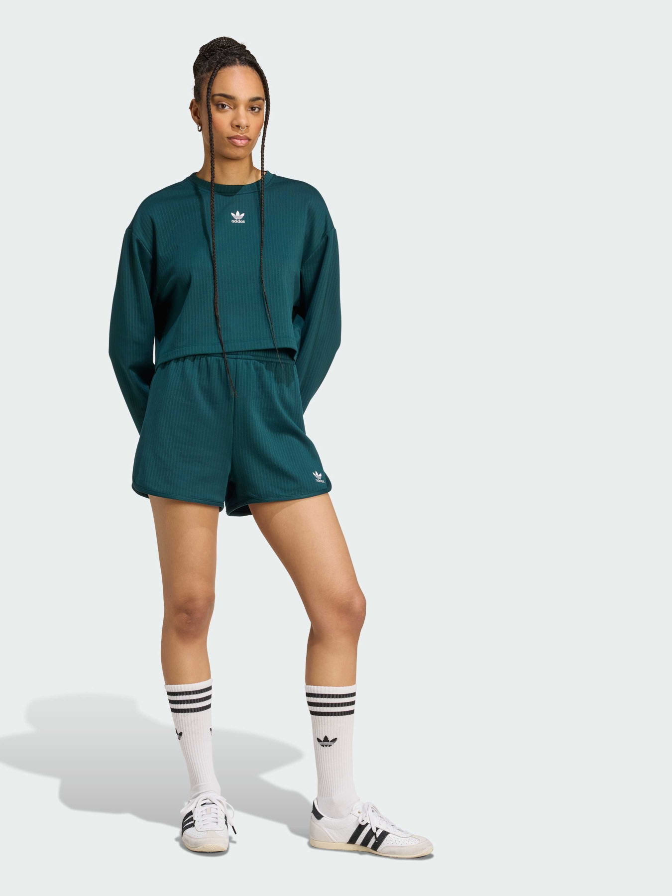 Худи и свитшоты Adidas модель JW6092 Фото
