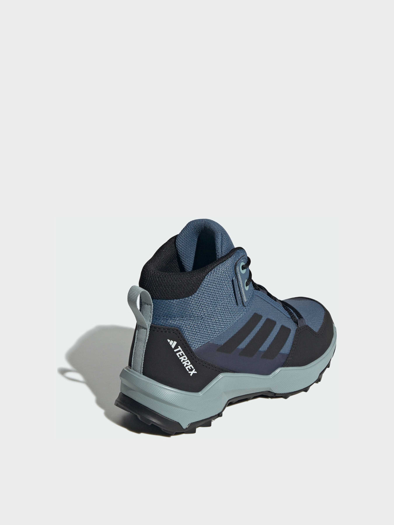 Ботинки и сапоги Adidas модель JI1892 Ботинки и сапоги Adidas модель JI1892 Фото