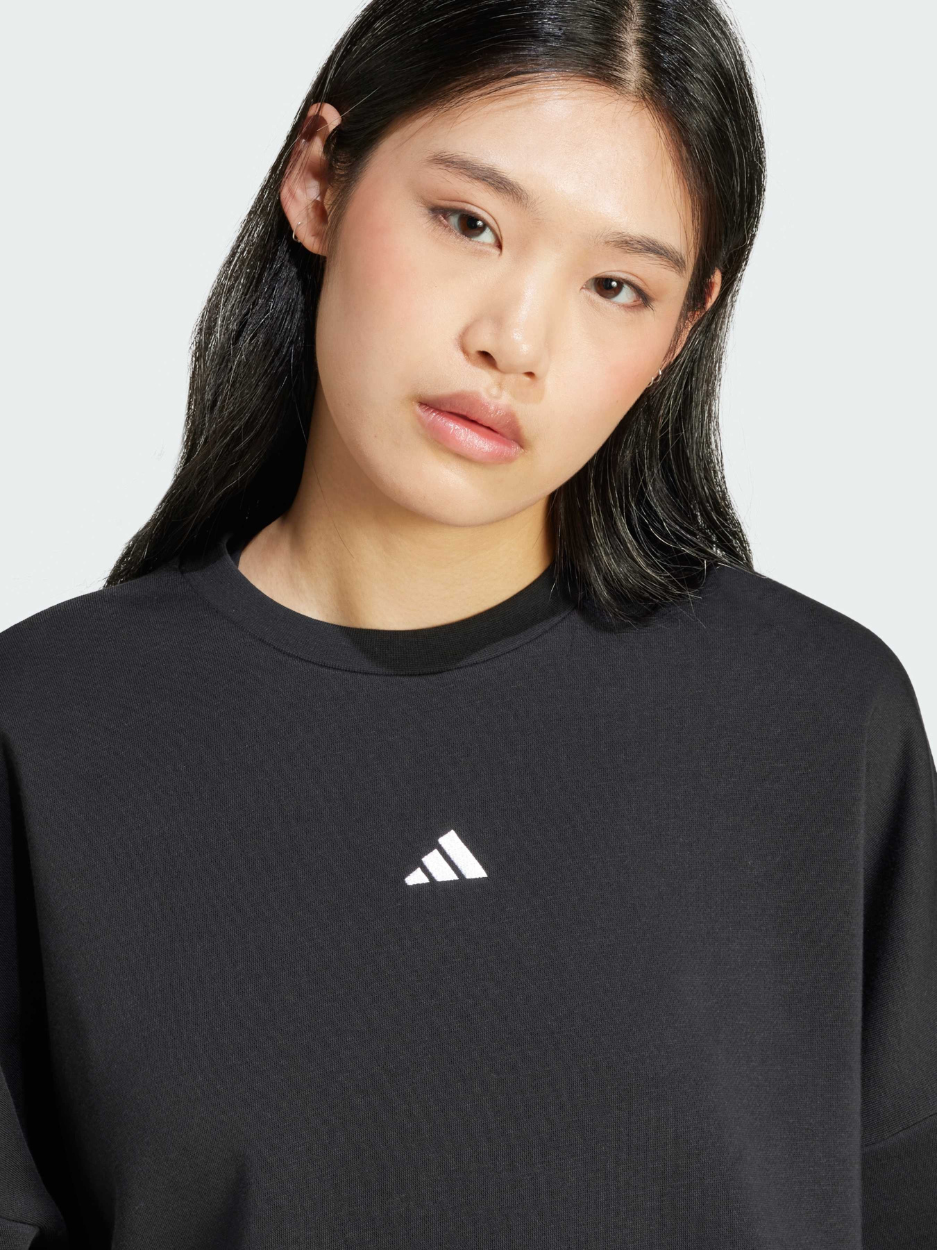Худі та світшоти Adidas модель JC5932 Худі та світшоти Adidas модель JC5932 Фото