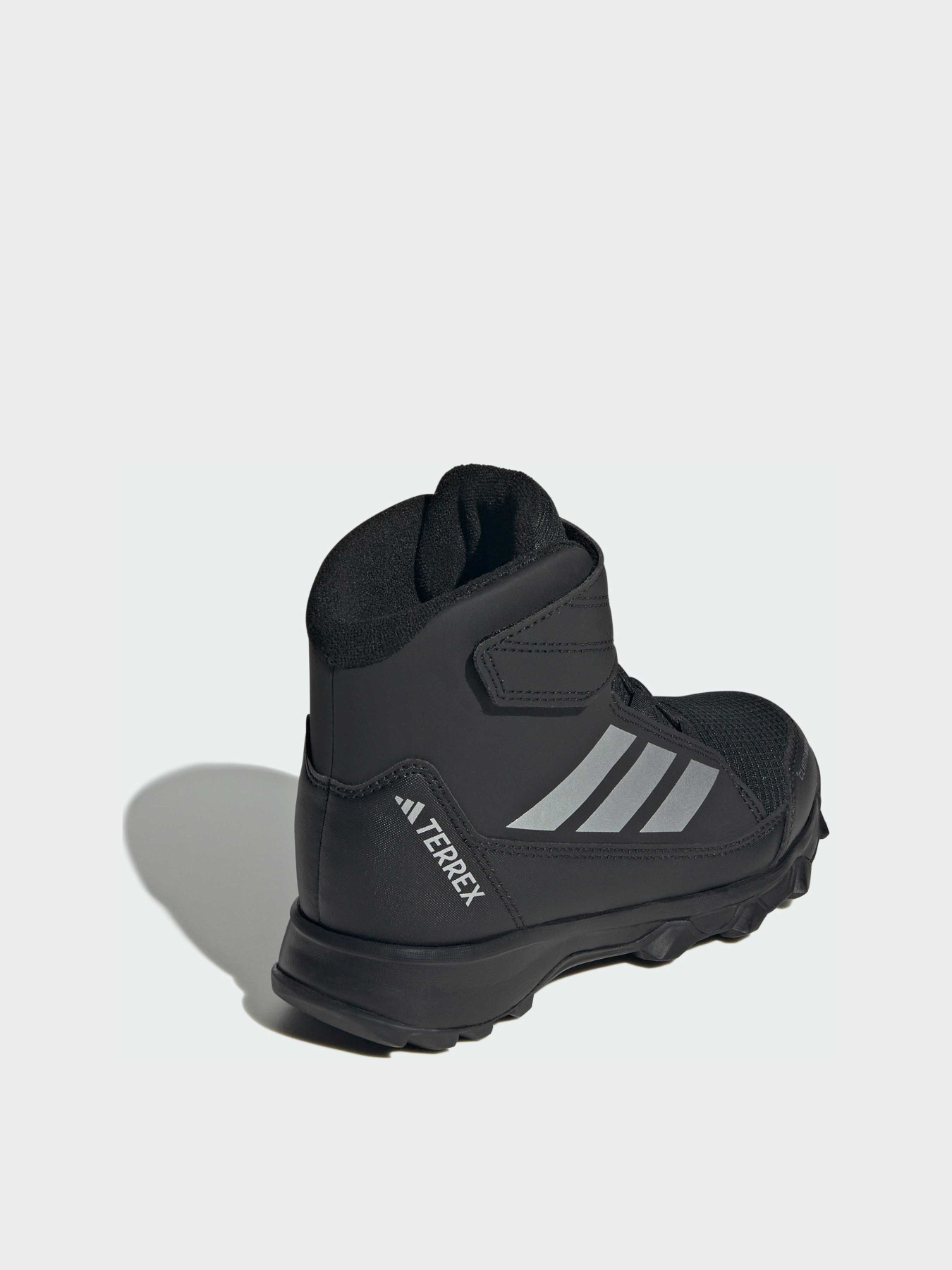 Ботинки и сапоги Adidas модель JR4188 Ботинки и сапоги Adidas модель JR4188 Фото