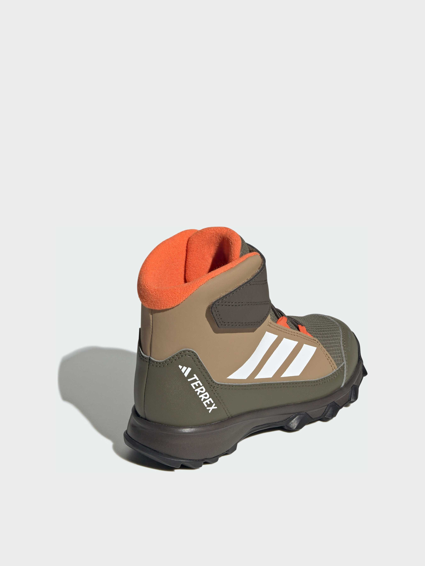 Ботинки и сапоги Adidas модель JR4189 Ботинки и сапоги Adidas модель JR4189 Фото