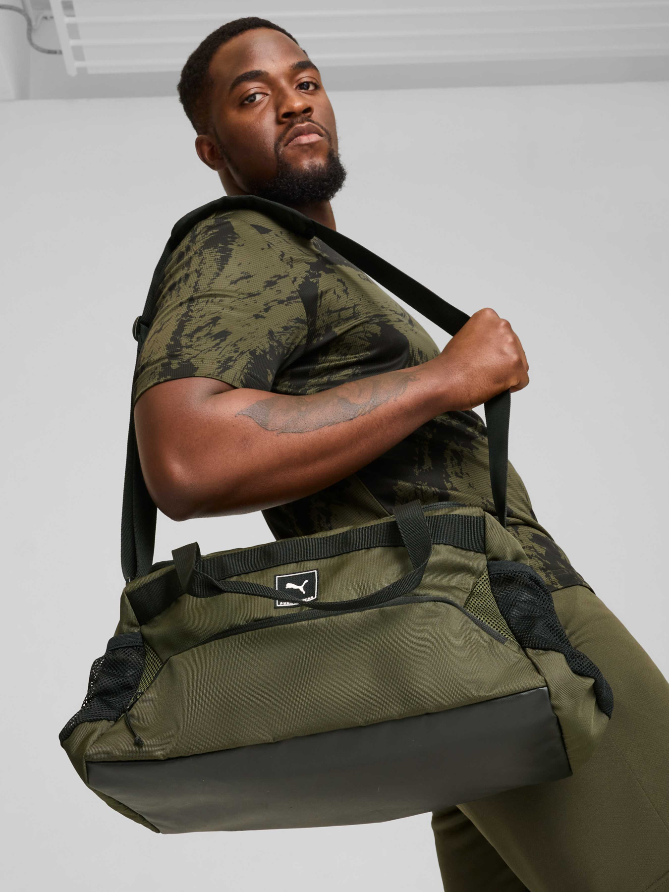 Сумки PUMA Training Small Sports Bag модель 090919 Сумки PUMA Training Small Sports Bag модель 090919 Фото