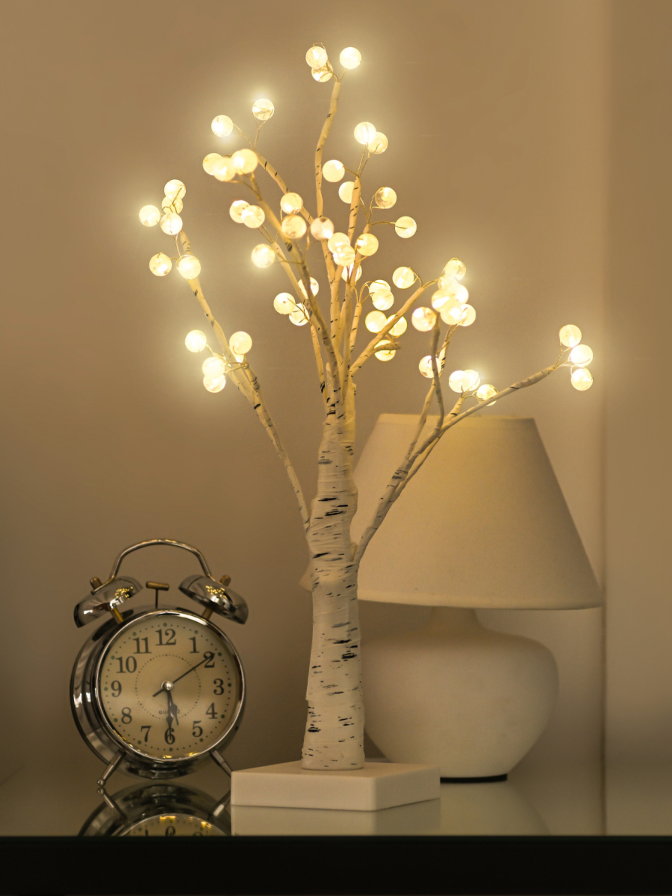 Дерево светодиодное на батарейках MBM HOME модель DH-LAMP-04 WHITE Фото