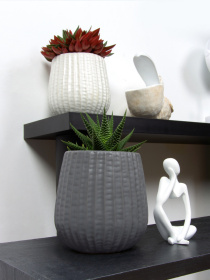 Горшок-кашпо для растений серый MBM HOME модель DH-FLOWERS-25 S GRAY Фото
